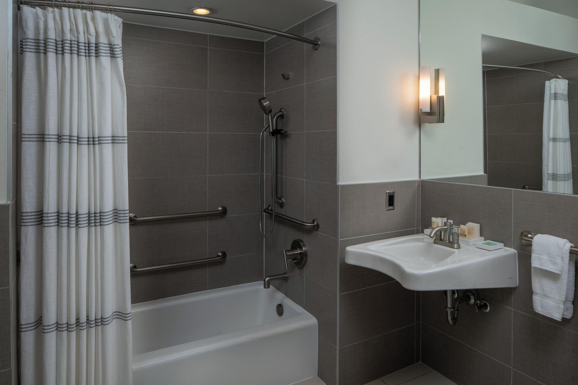 Equipamiento de Habitación Harbor House Hotel and Marina at Pier 21