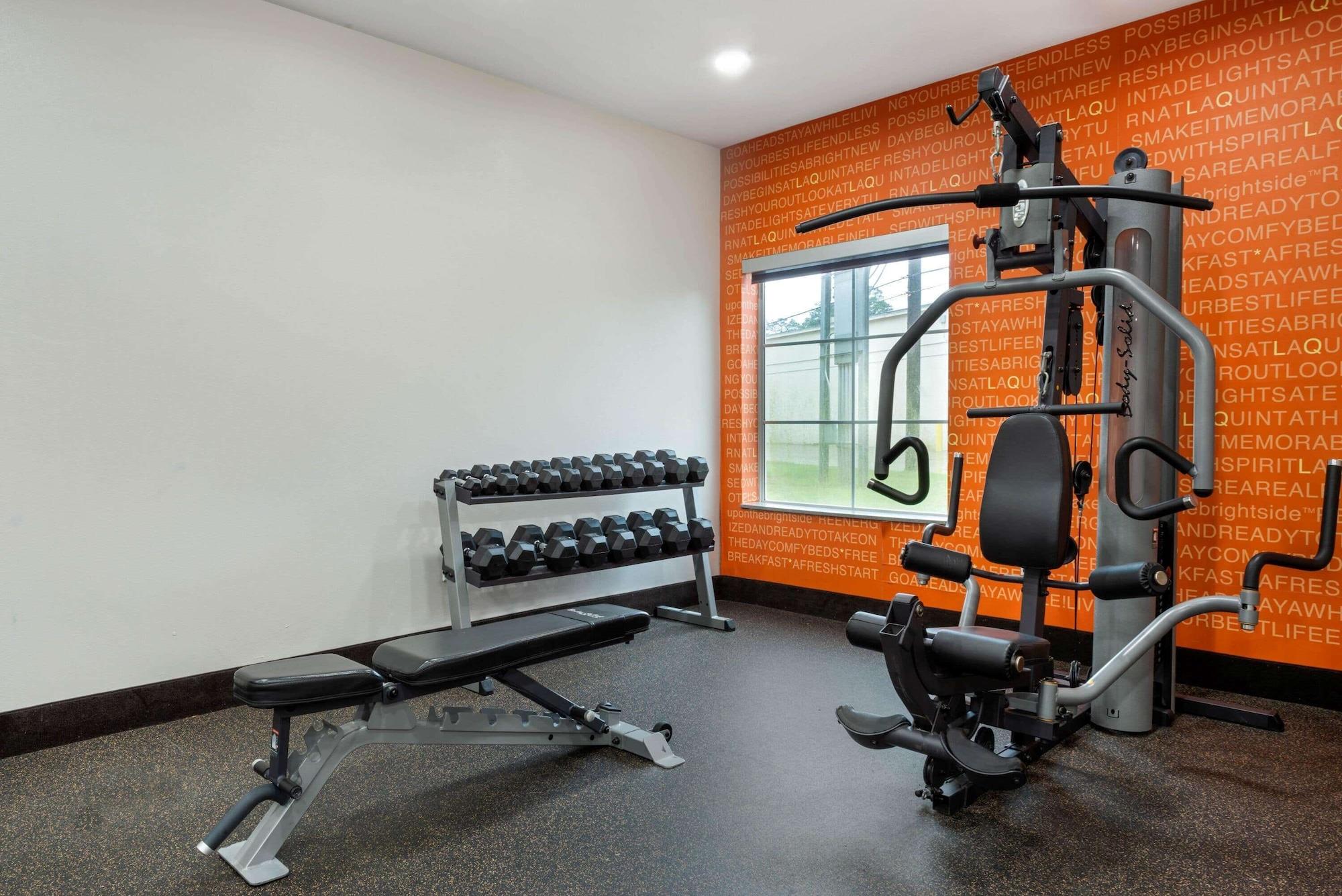Gimnasio La Quinta Inn & Suites by Wyndham Houston Humble Atascocita