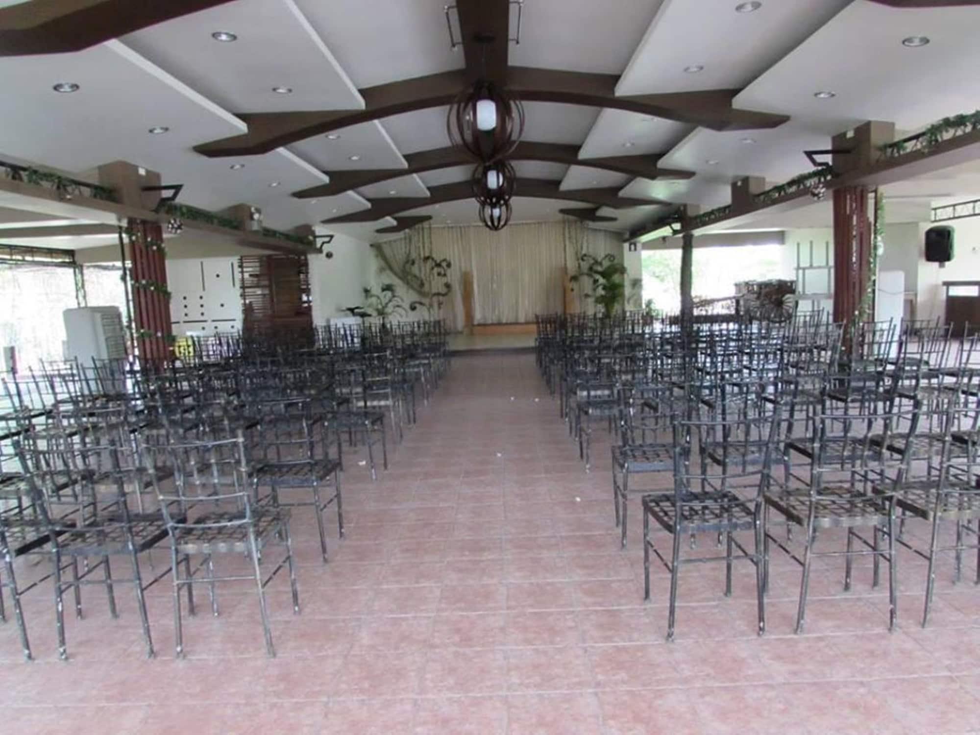 Sala de Reuniones Palaisdaan Hotel and Restaurant