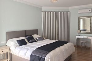 Alquiler Vacacional - Centrally located 3 bedroom villa with pool close to the beaches