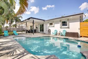 Alquiler Vacacional - Heated Pool & Fenced Yard: Pompano Beach Home
