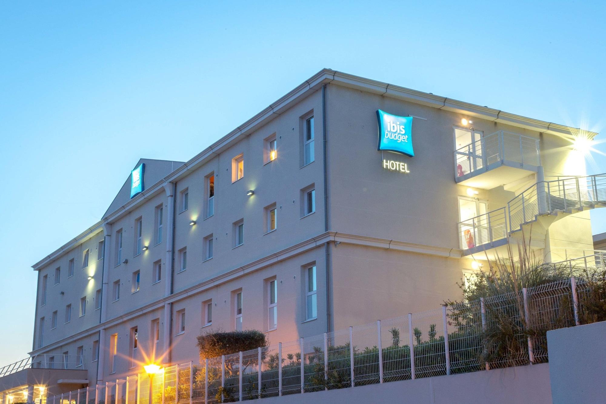 Vista Exterior Ibis Budget Marseille L'estaque