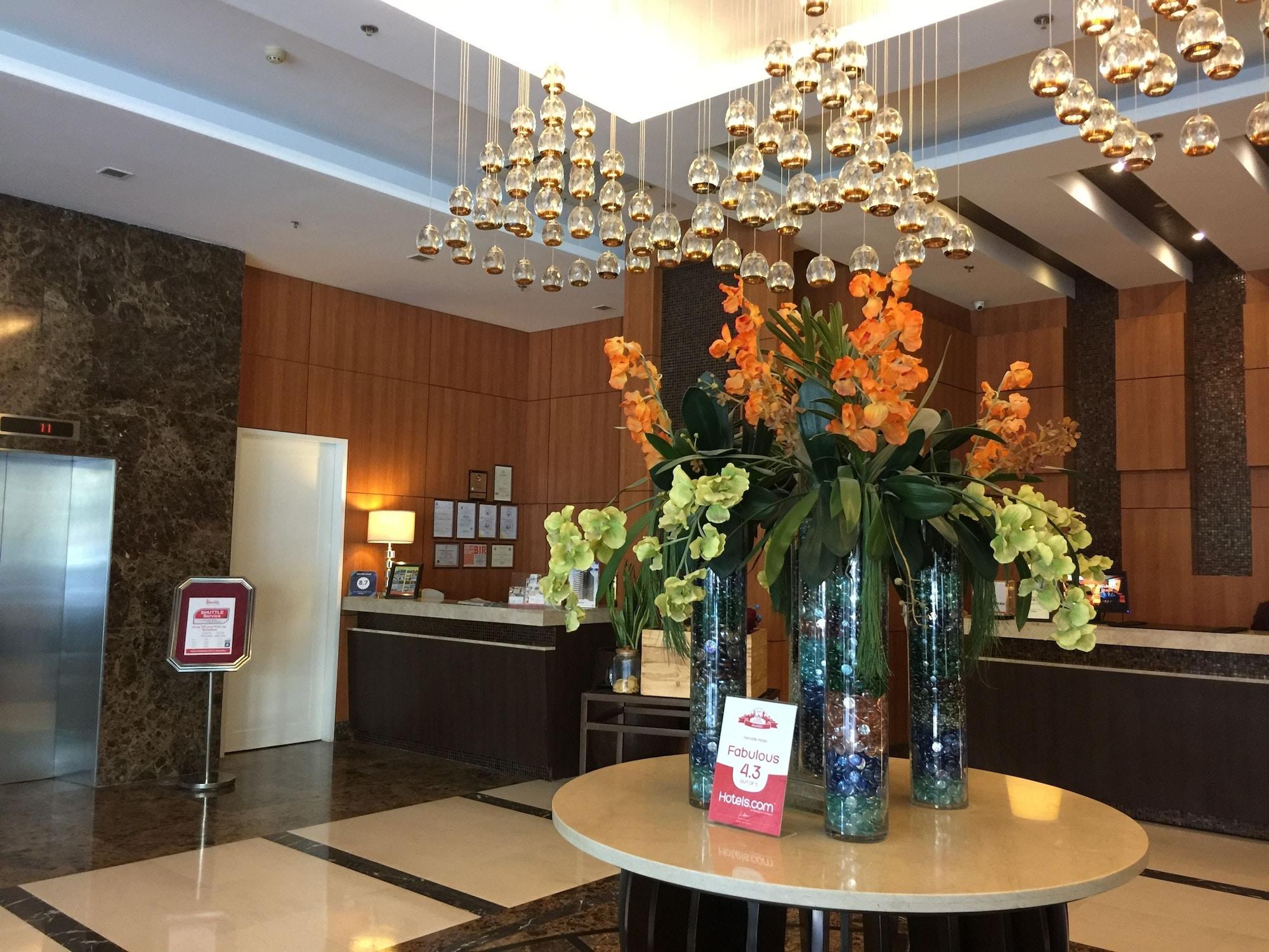 Vista Lobby Harolds Hotel CEBU