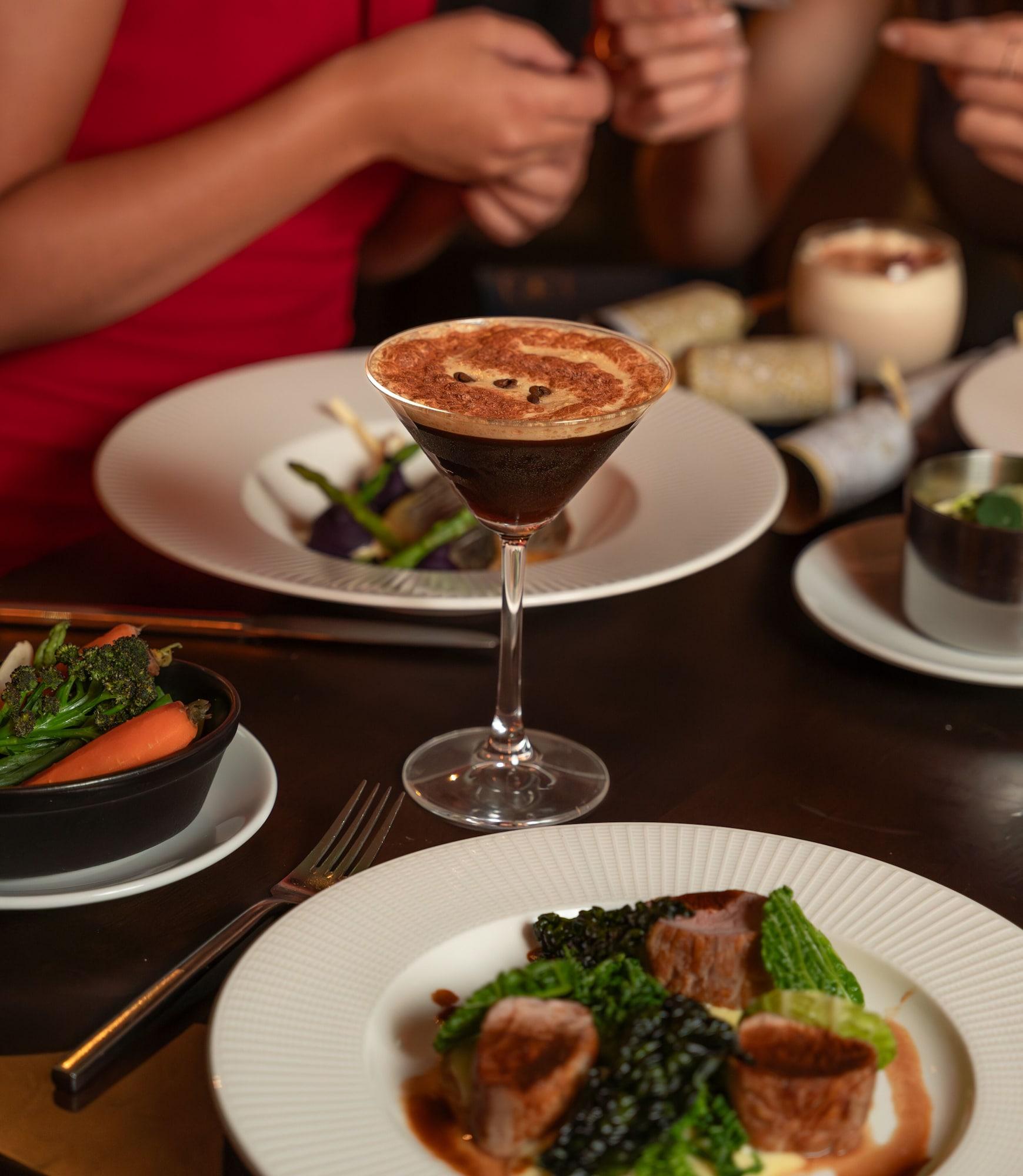 Restaurant The Trinity City Hotel