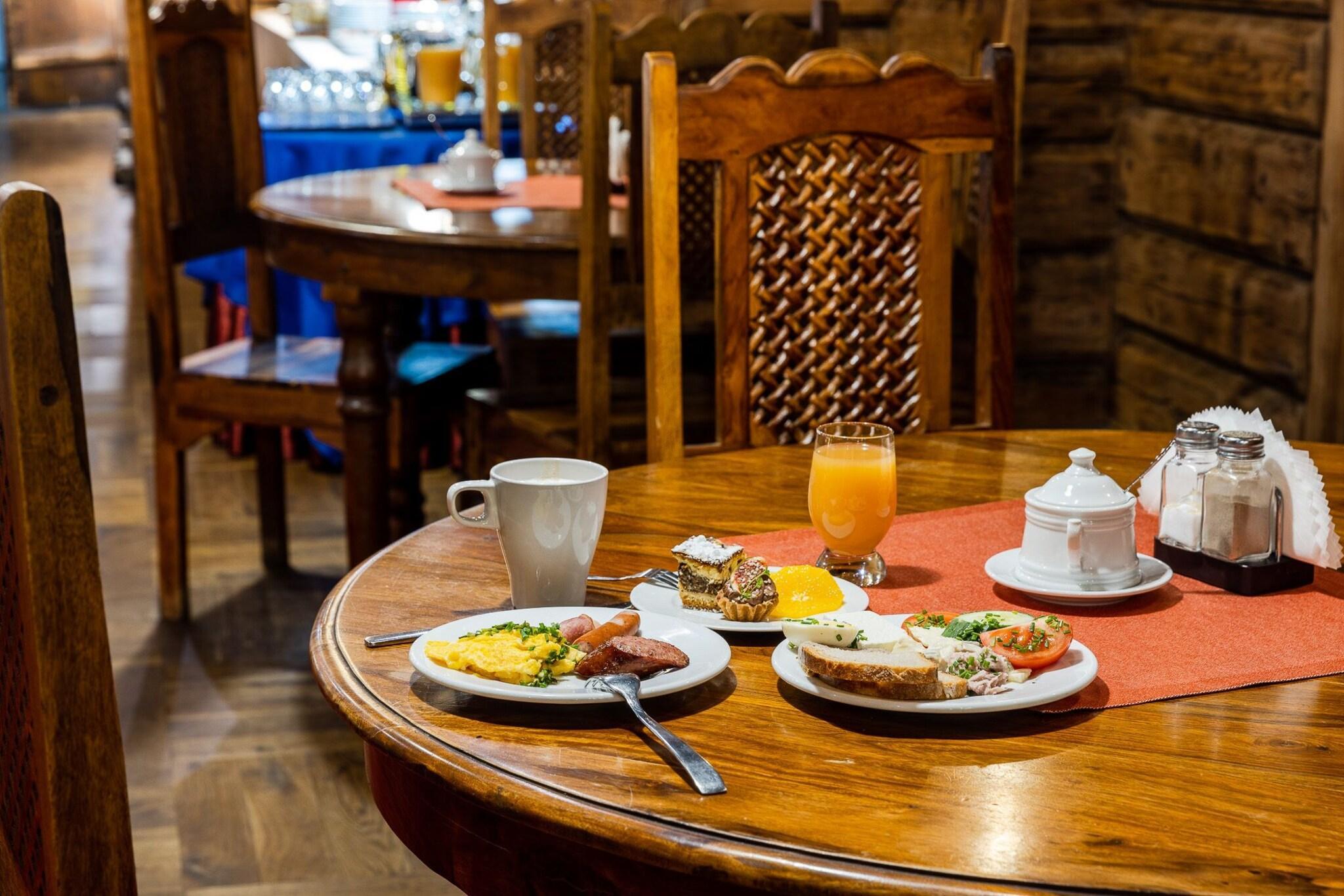 Restaurant Hotel Marysin Dwa R