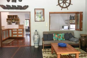 Alquiler Vacacional - Lovely large 2 bedroom home with swimming pool