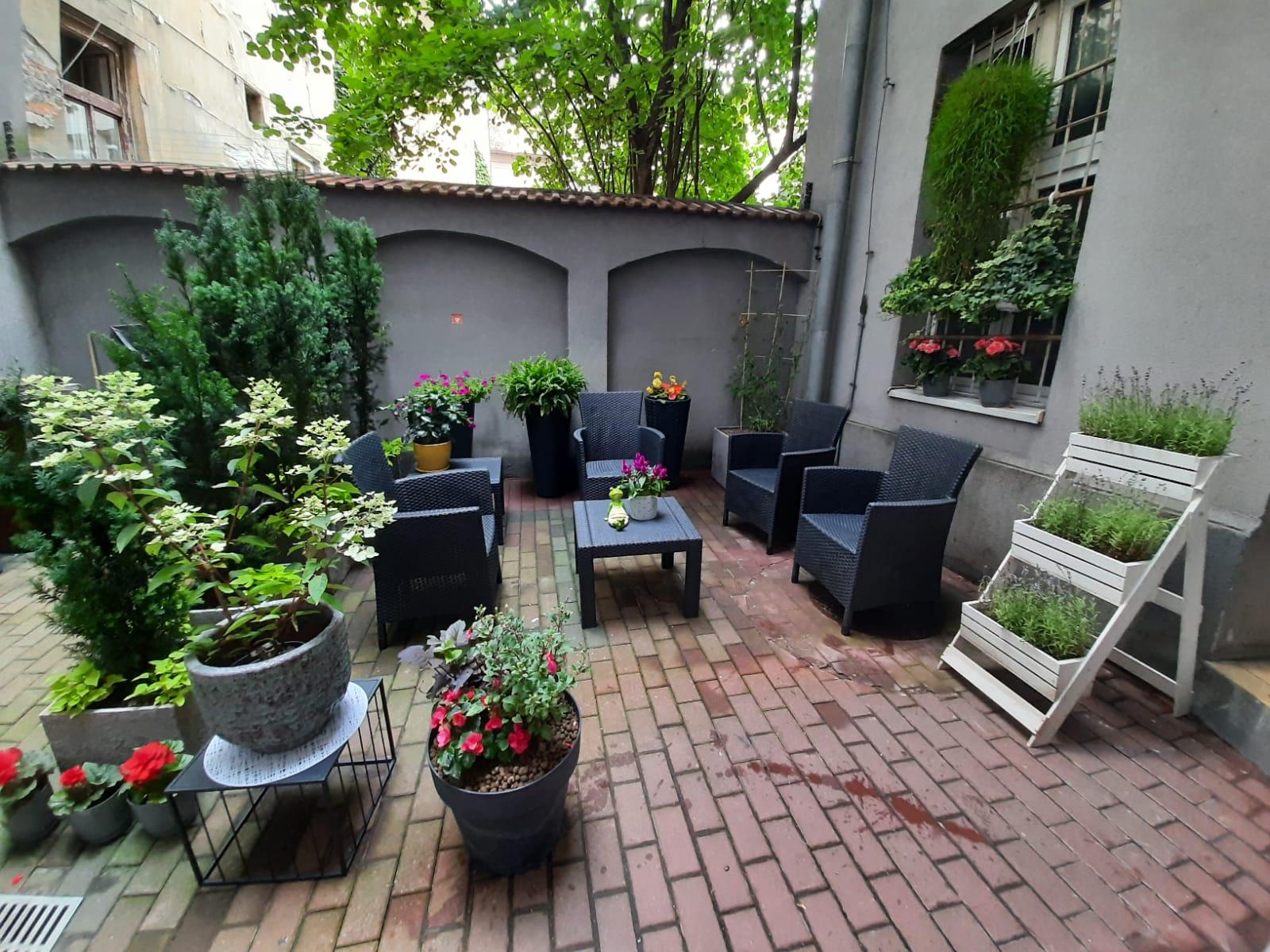 Varios Kosmopolita Apartments
