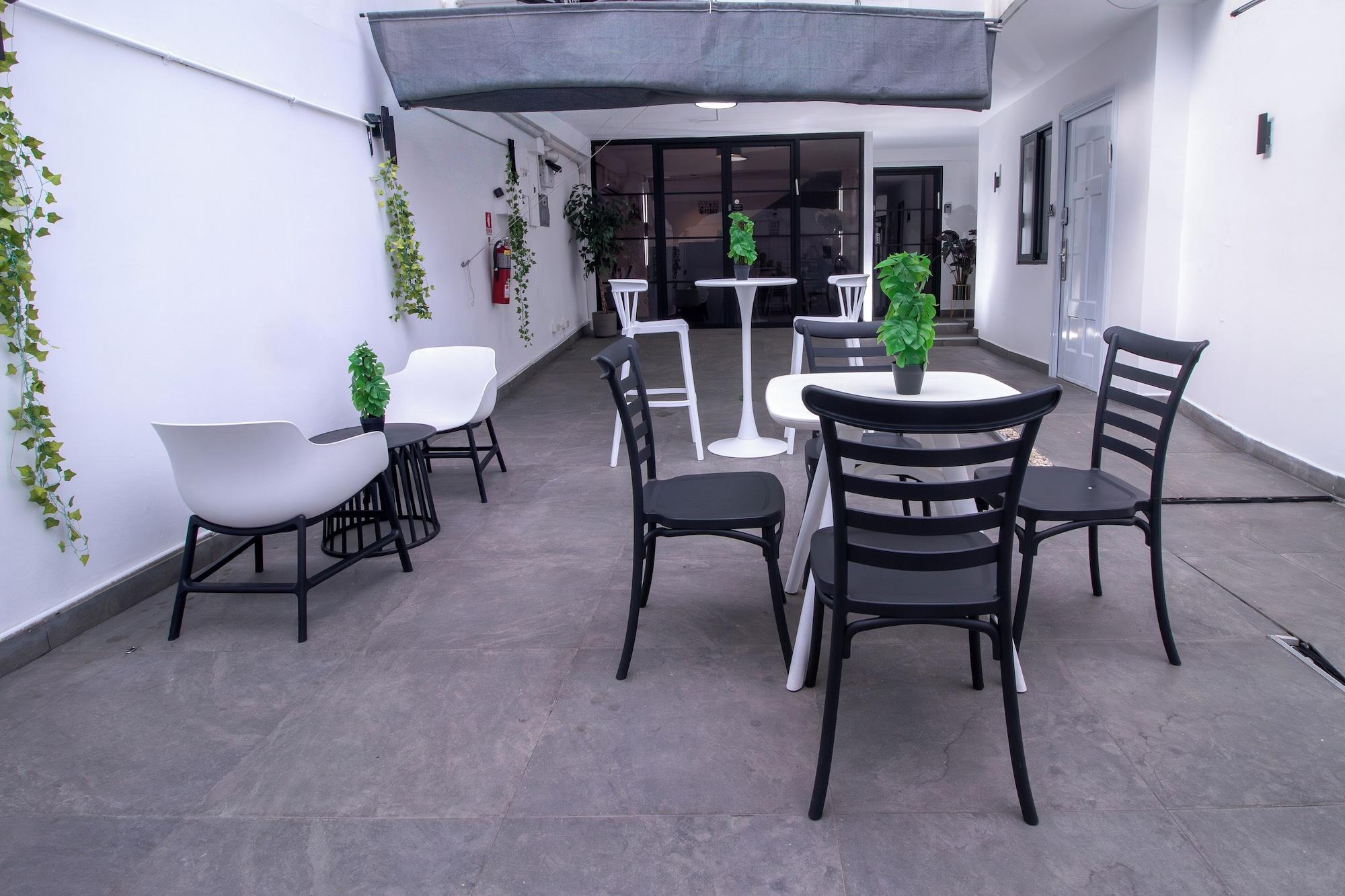 Vista Exterior ESHEL SUITES PANAMA