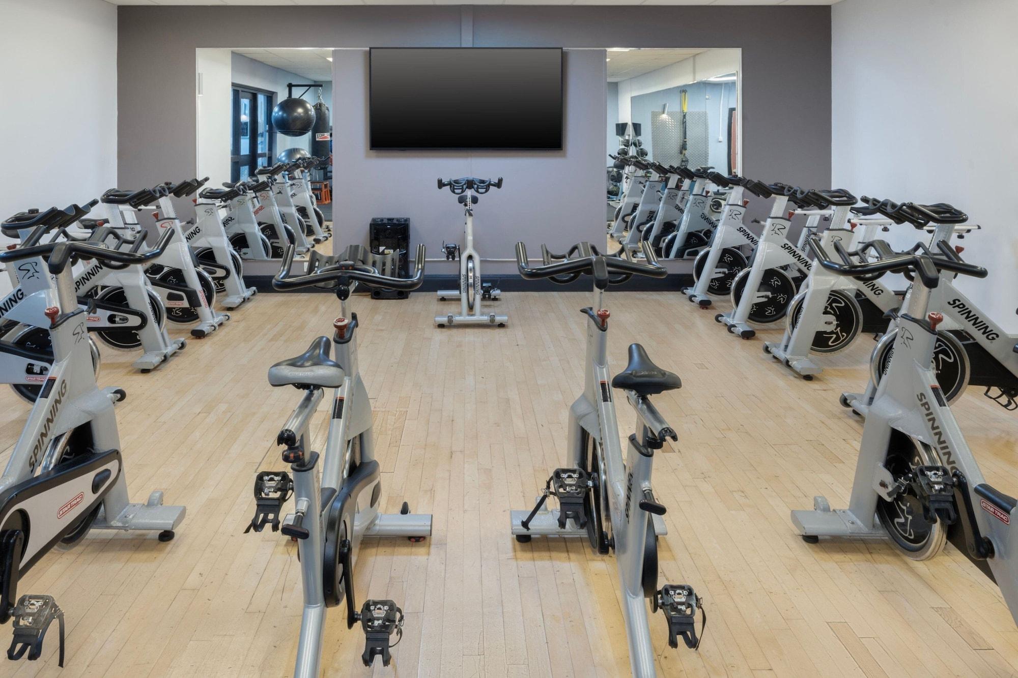 Gimnasio Delta Hotels by Marriott St. Pierre Country Club