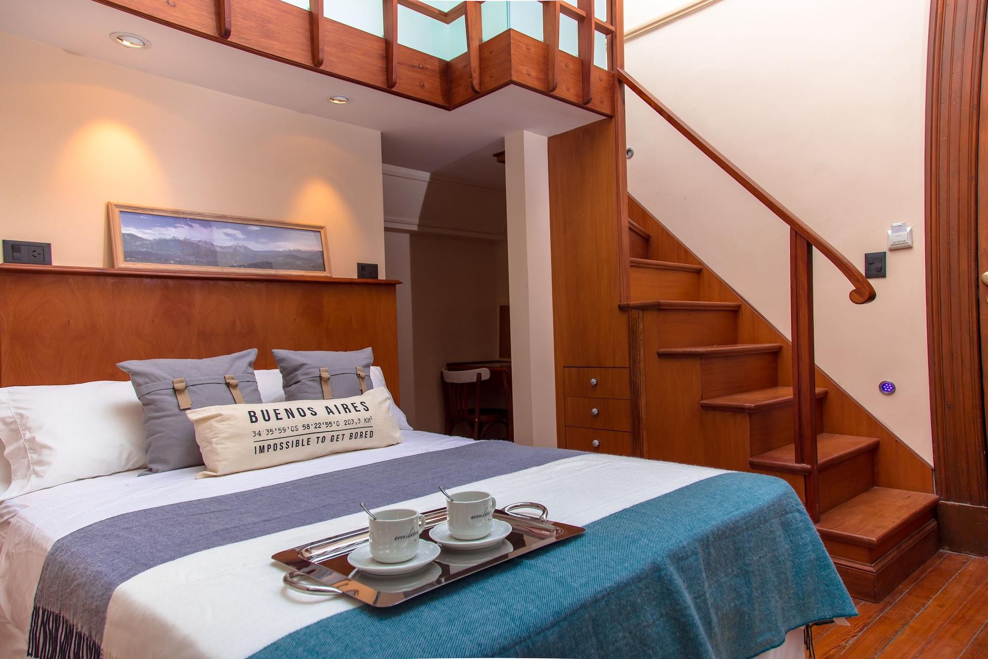 Varios Avenida Tango