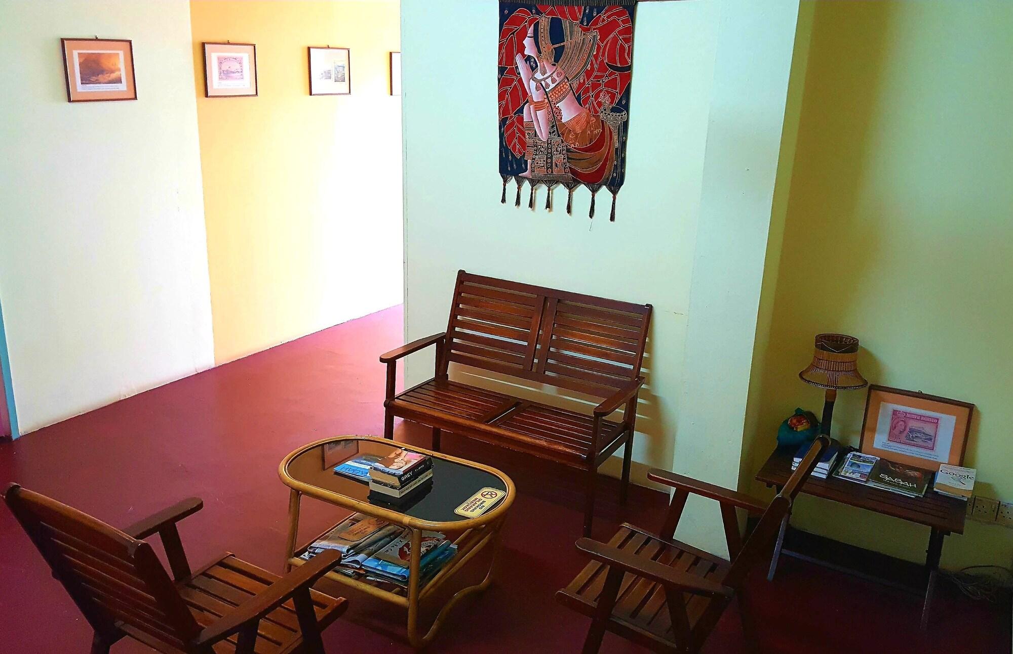 Vista Lobby Jesselton Cabin - Hostel