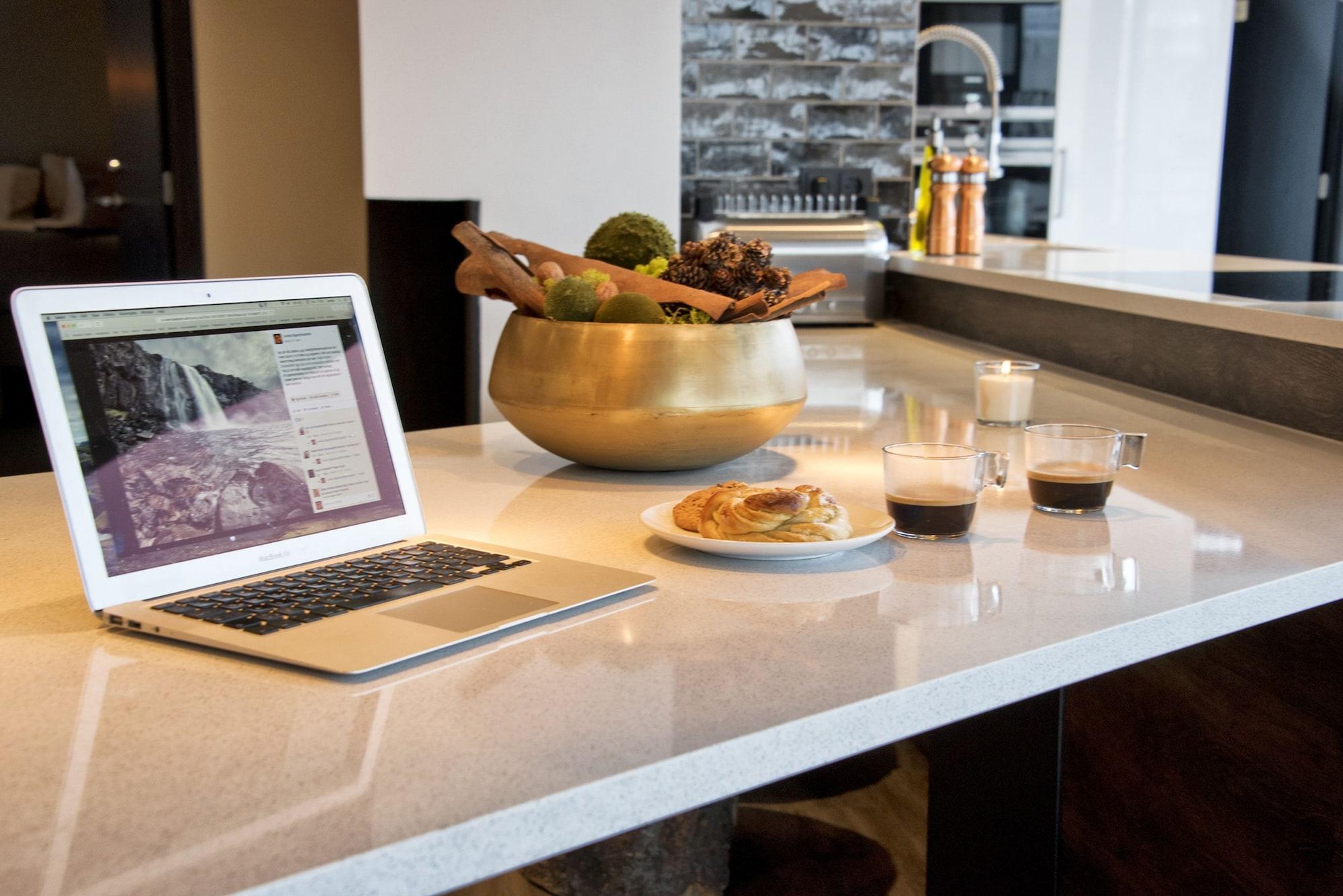 Restaurant B14 Apartments & Rooms