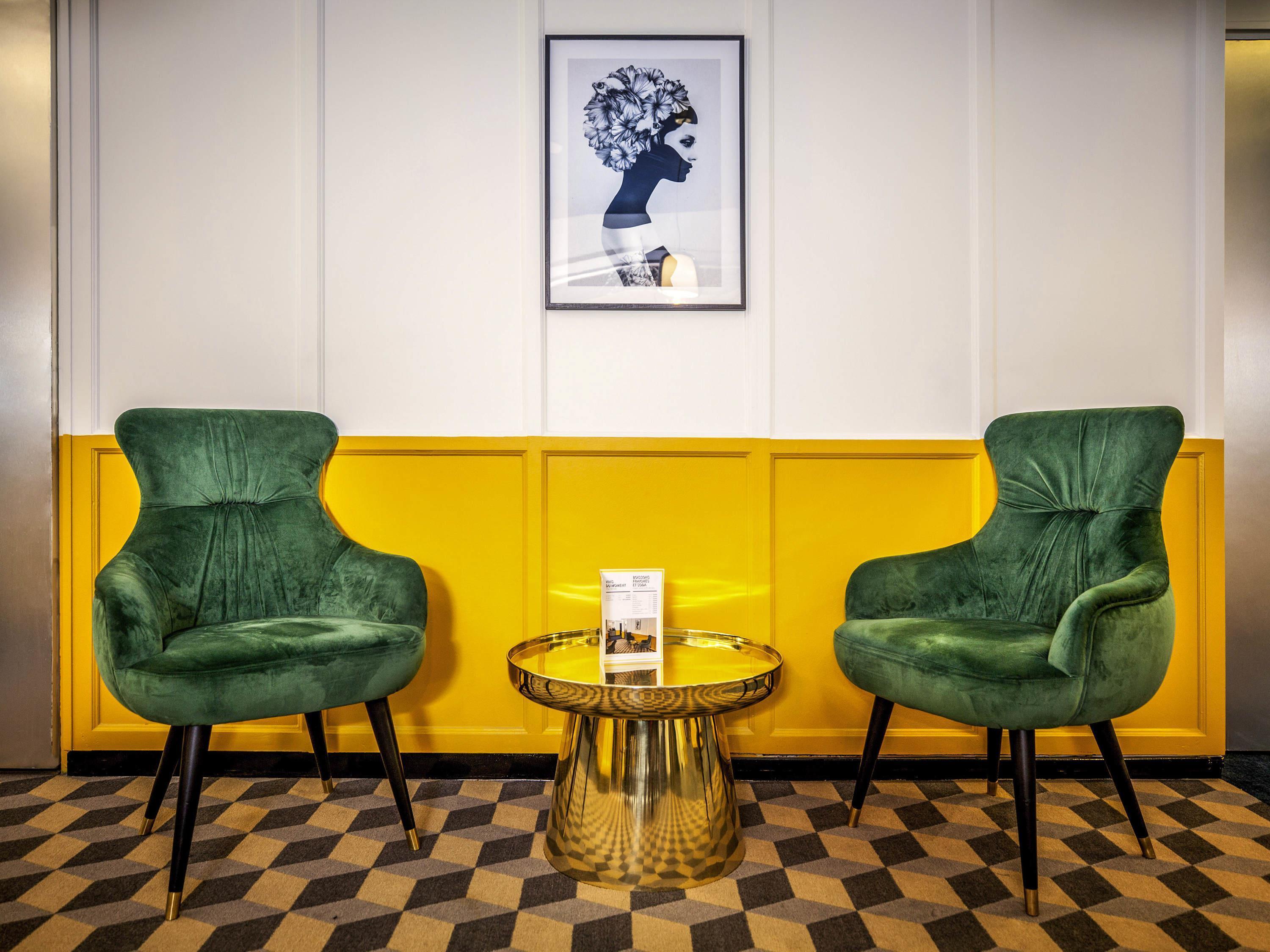 Bar/Salón ibis Styles Paris Cadet Lafayette