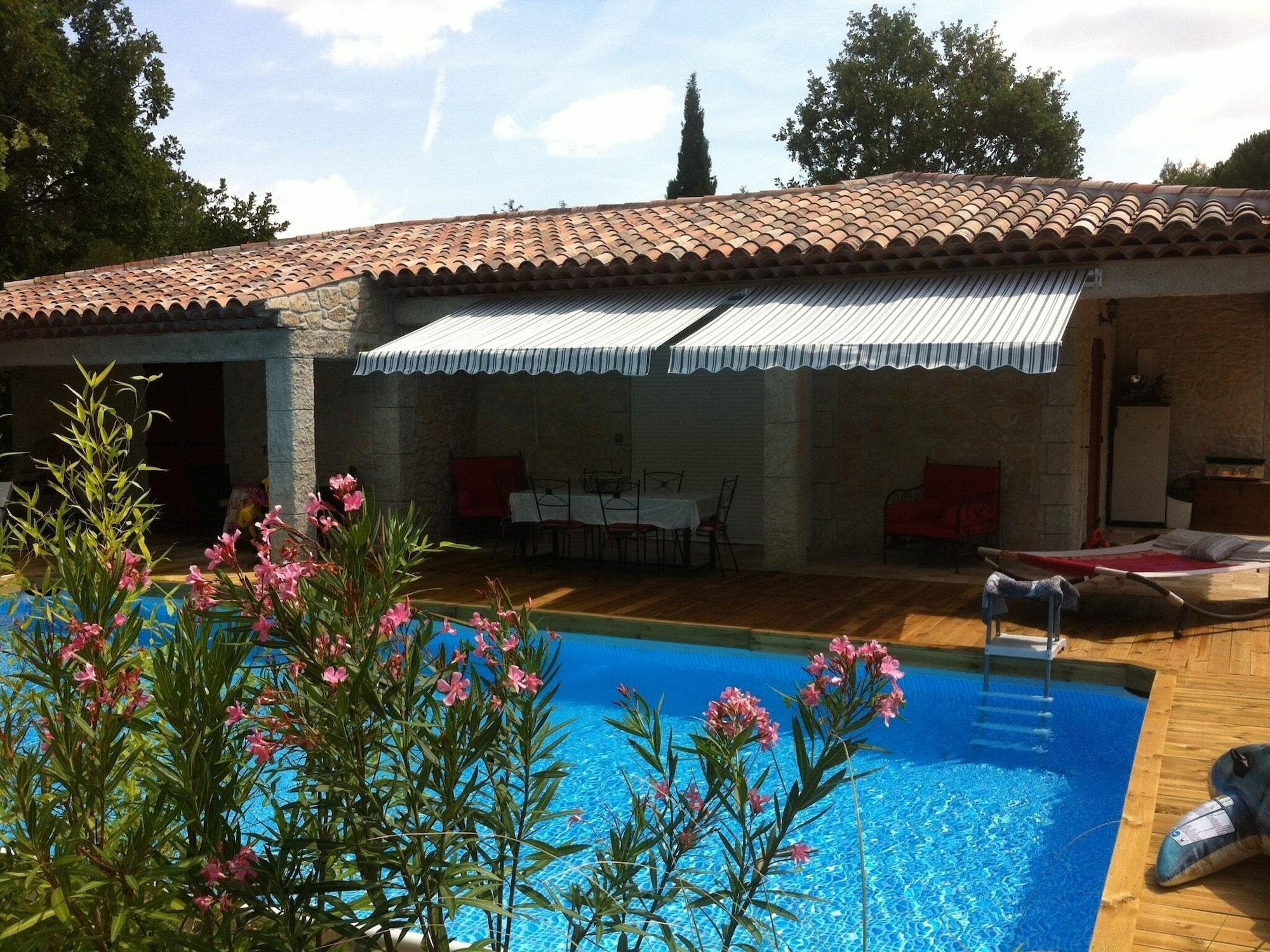 Varios Le Mas de Peycavier