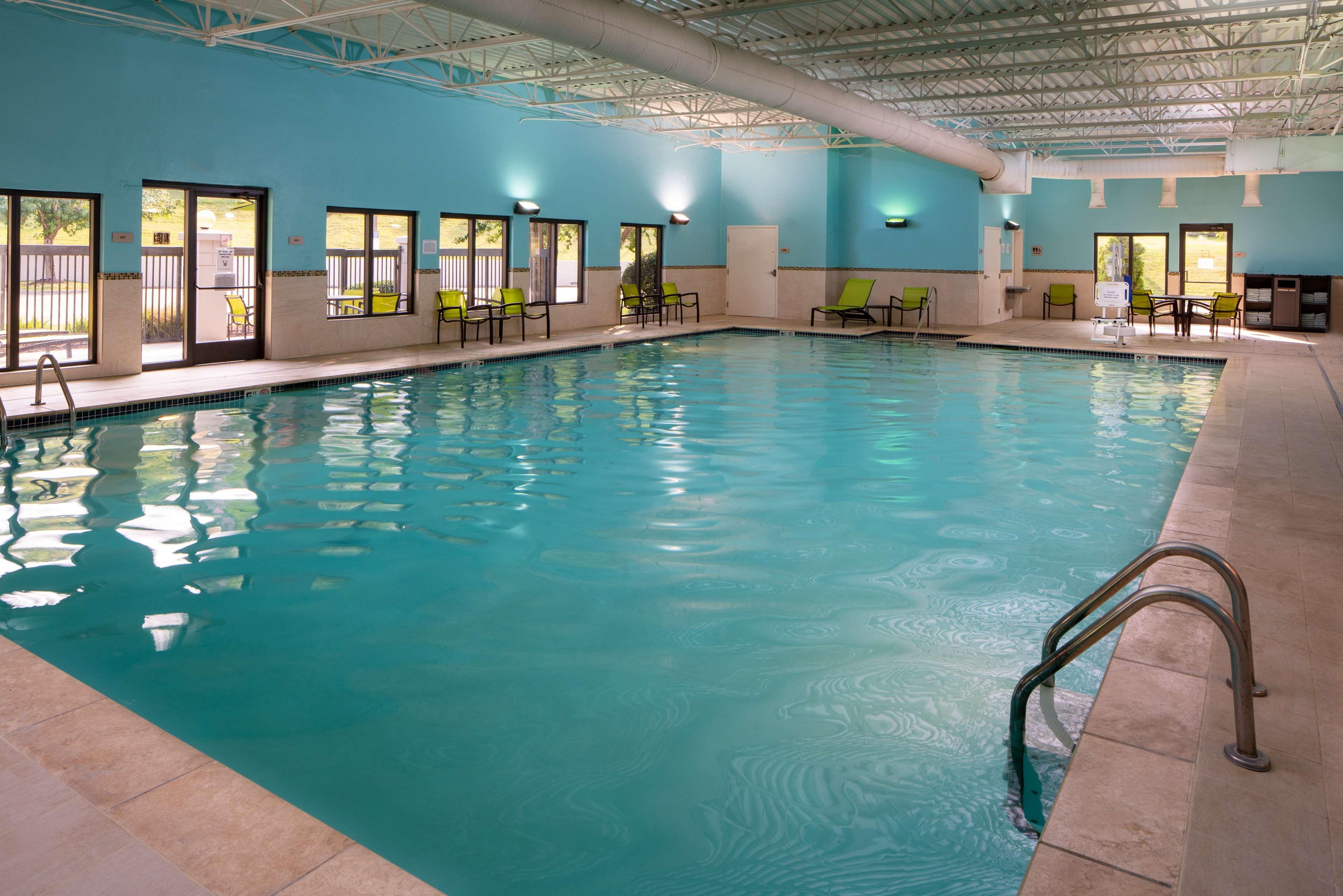 Vista Piscina Sonesta Select Nashville Airport Suites
