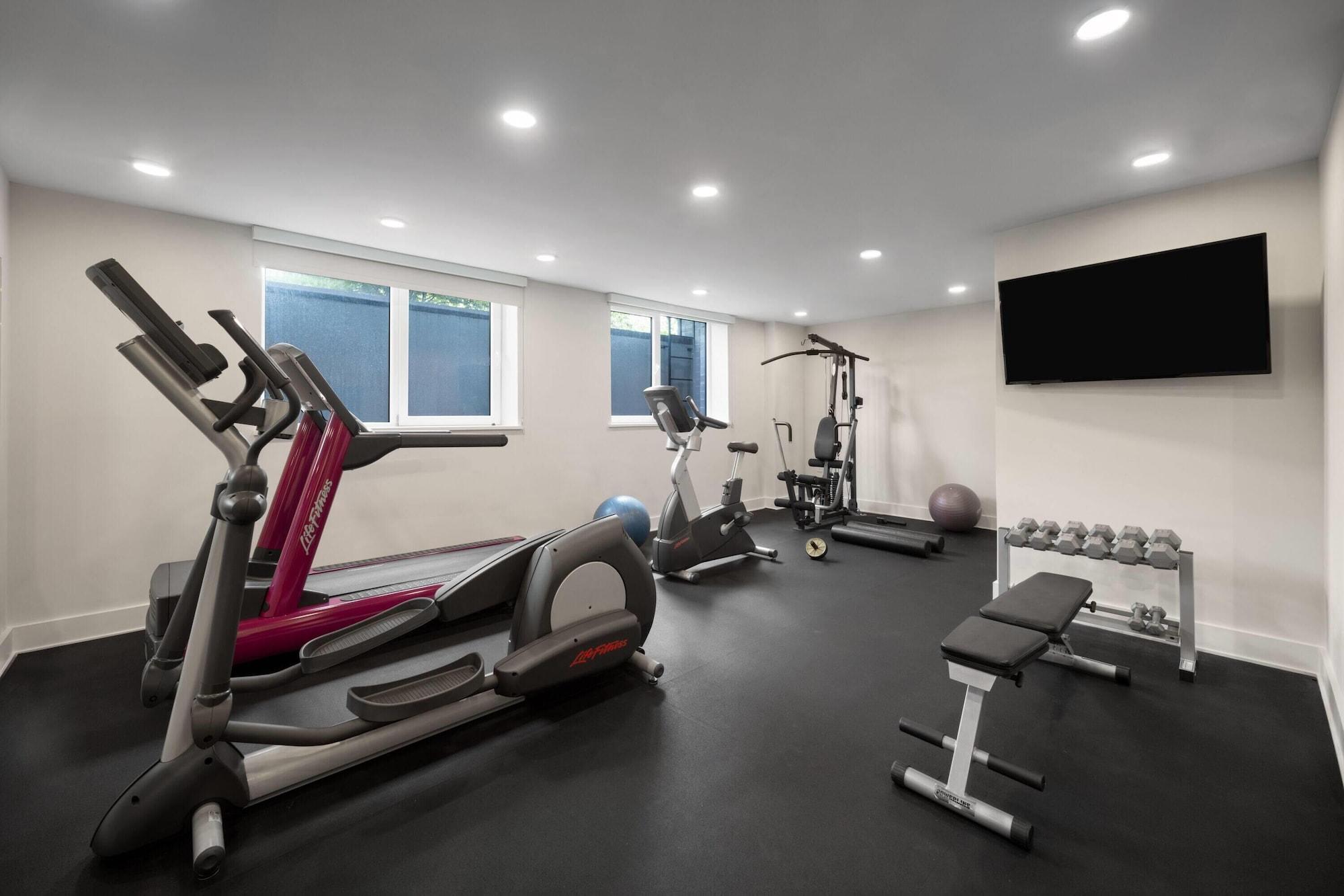Gimnasio Reside Navy Yard, a Wyndham Residence