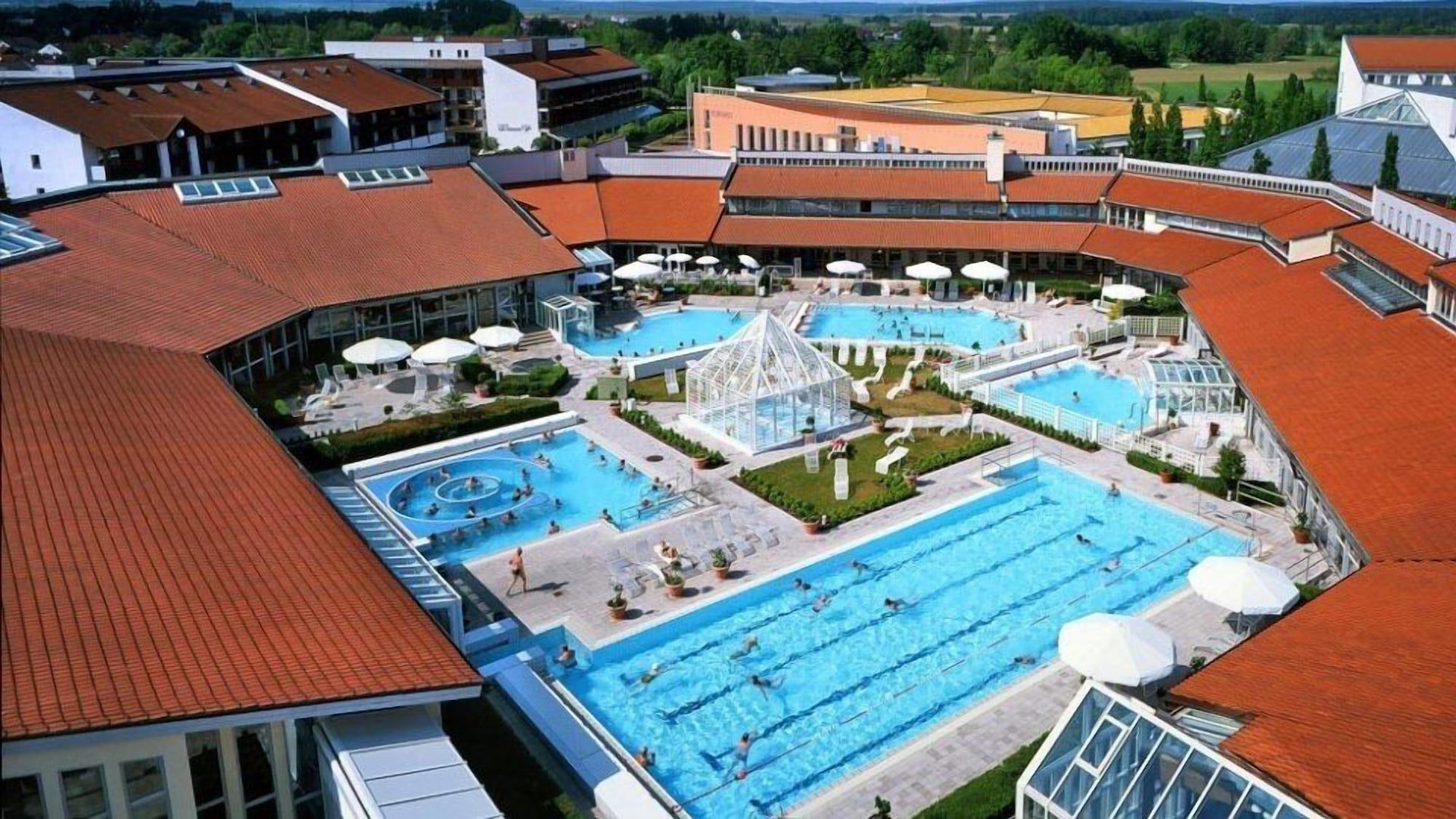 Vista Piscina Hotel Centurio