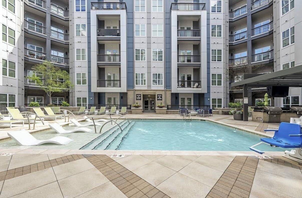 Vista Piscina Circus Uptown