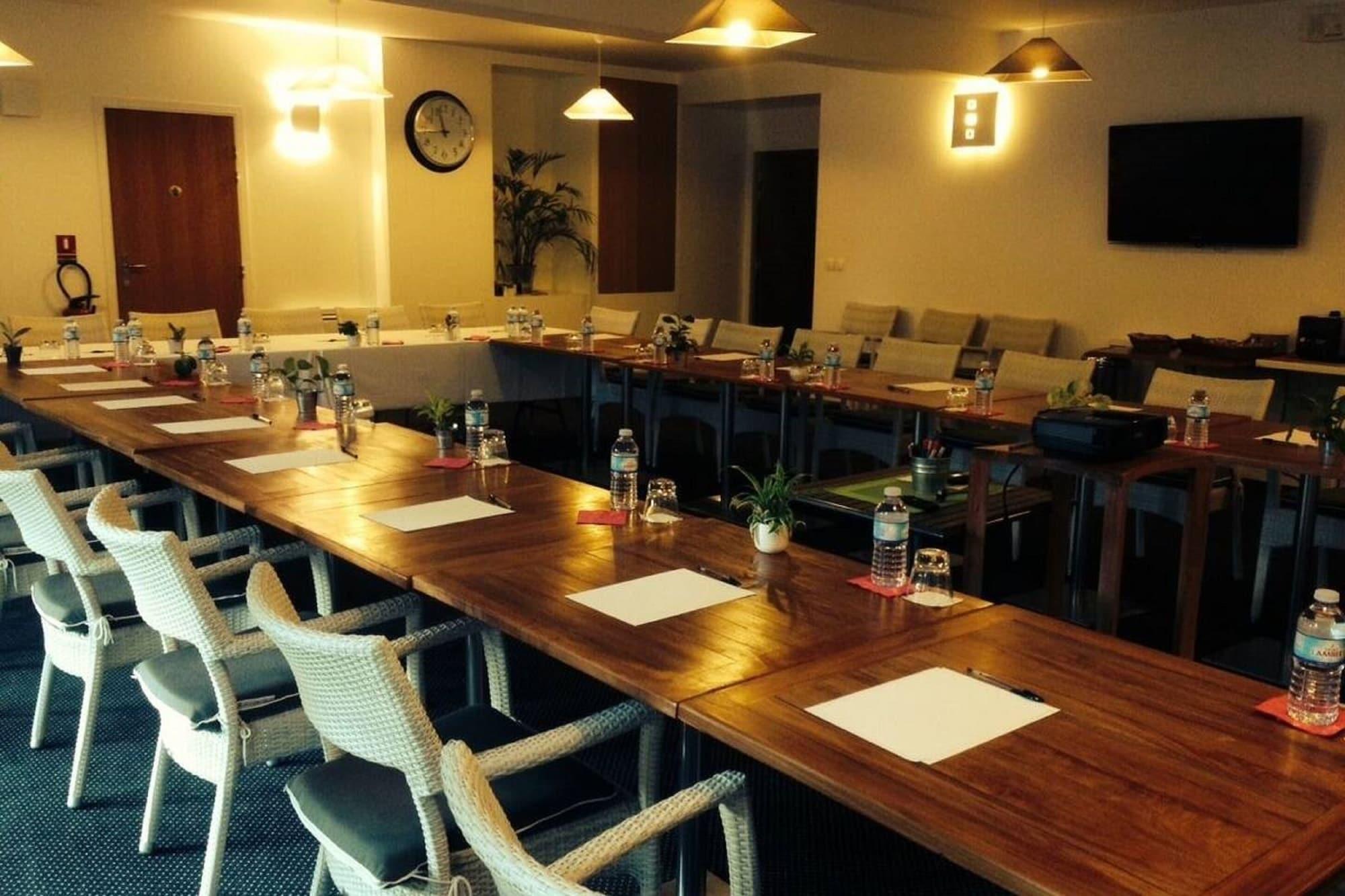 Sala de Reuniones Le Manoir De Sauvegrain