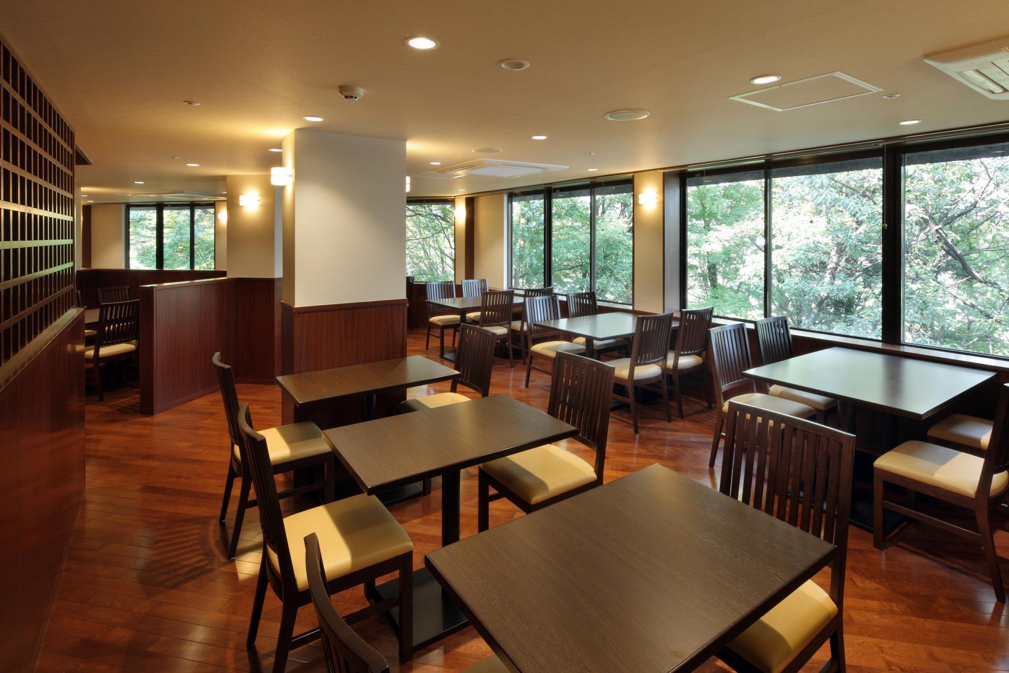 Restaurant Kagaribi No Yu Ryokusuitei