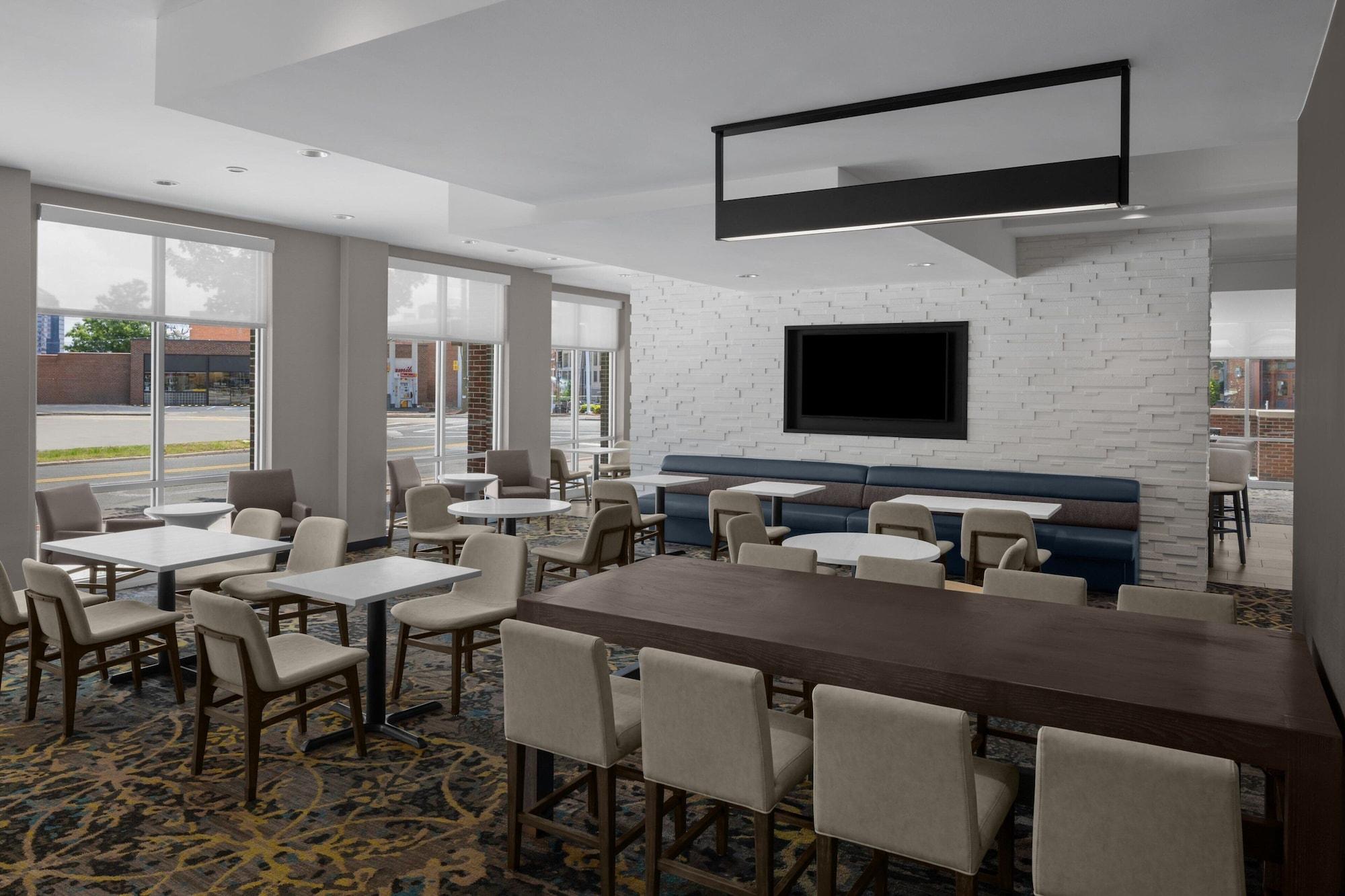 Restaurant Residence Inn Durham McPherson/Duke University Medical Cntr