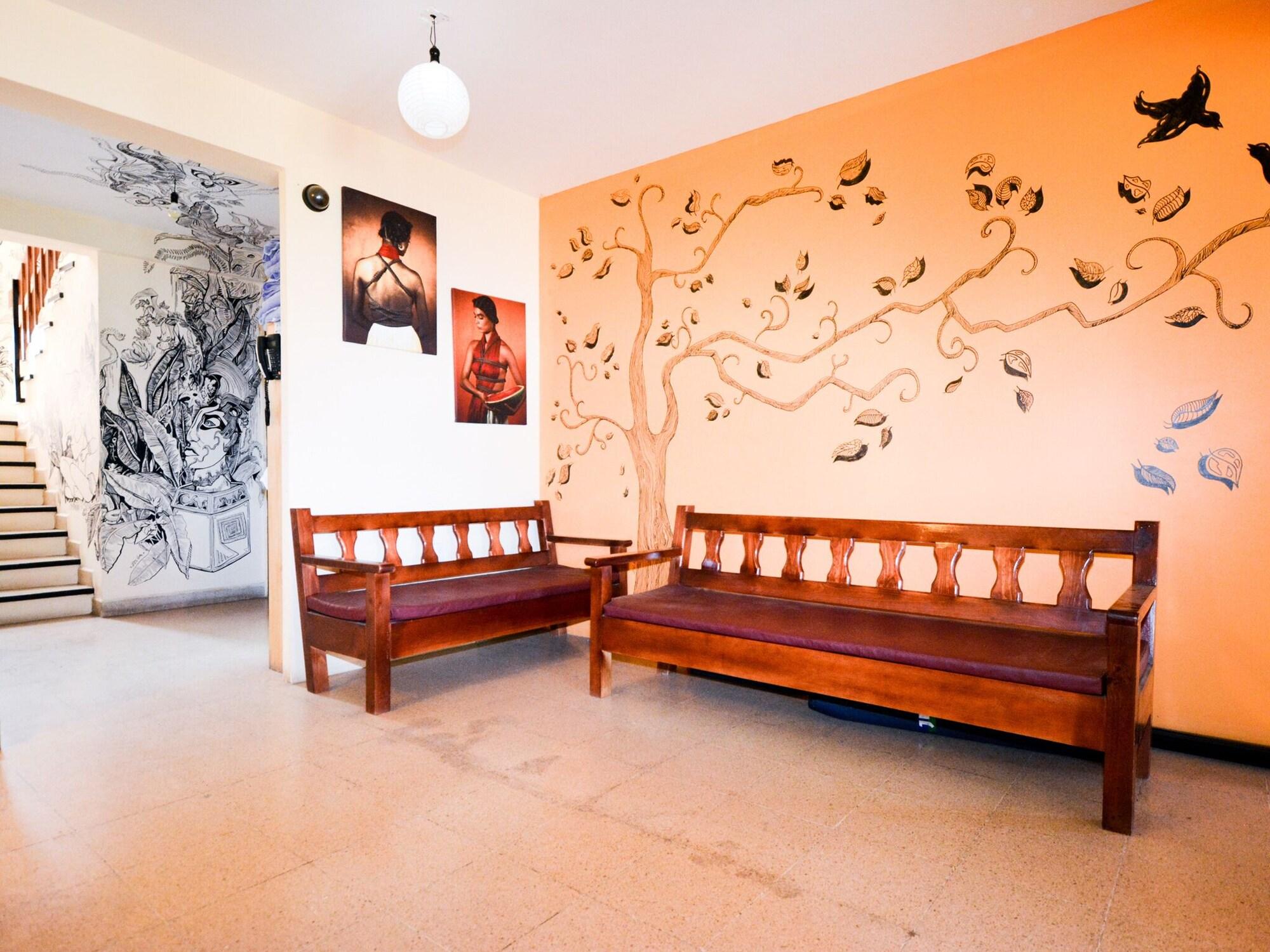 Vista Lobby Los Nardos Hostel