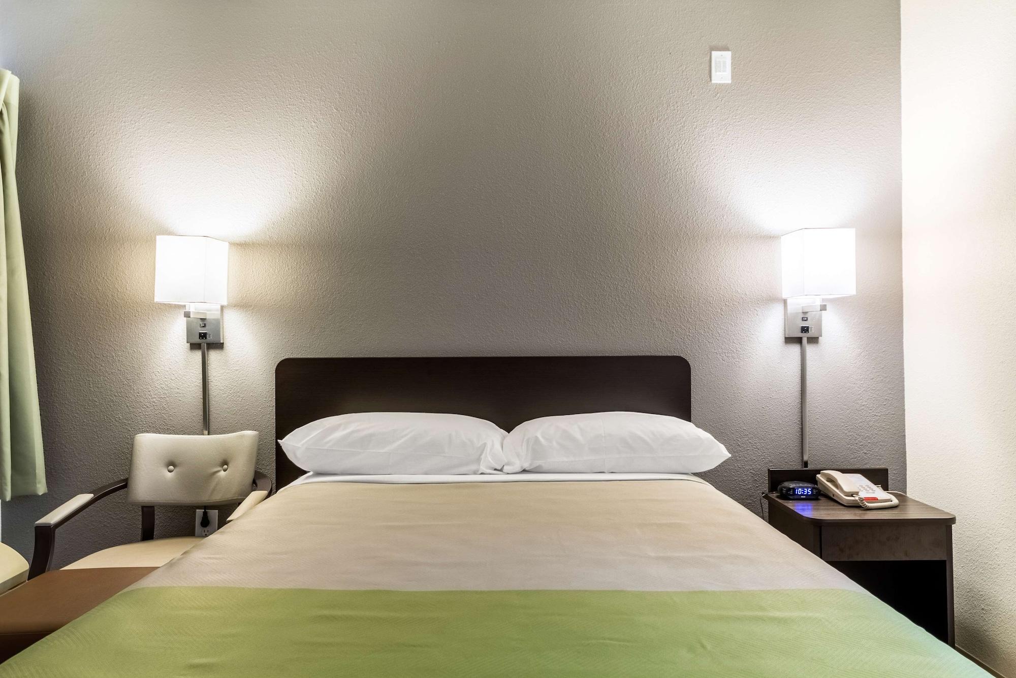 Habitación Studio 6 Dallas, TX - Northwest