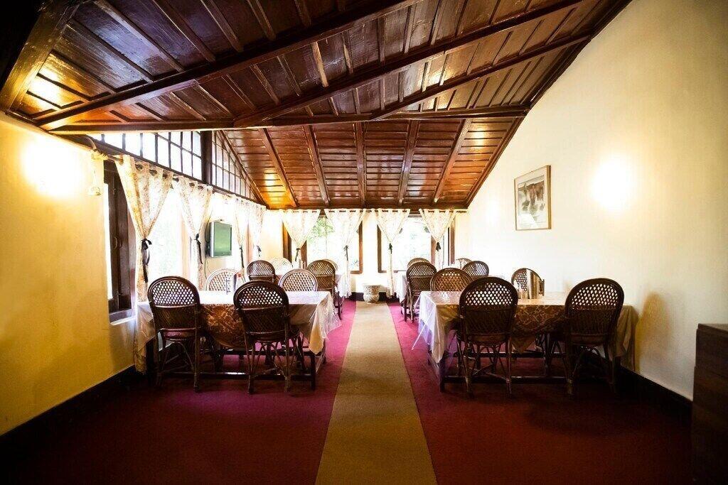 Restaurant The Hive Cottage By Royal Collection