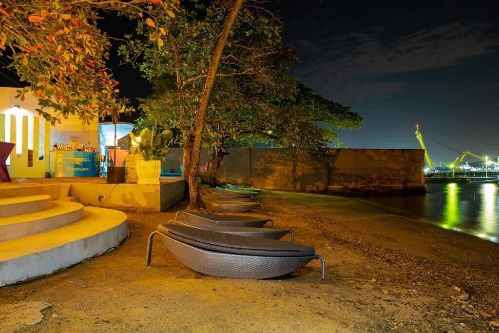 Playa Chaquacabana Resort & Beach Club