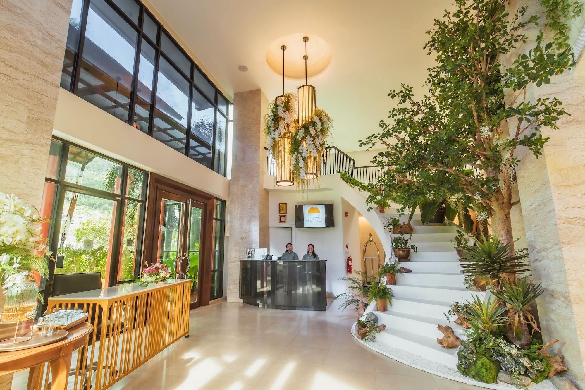 Vista Lobby The Lunar Patong