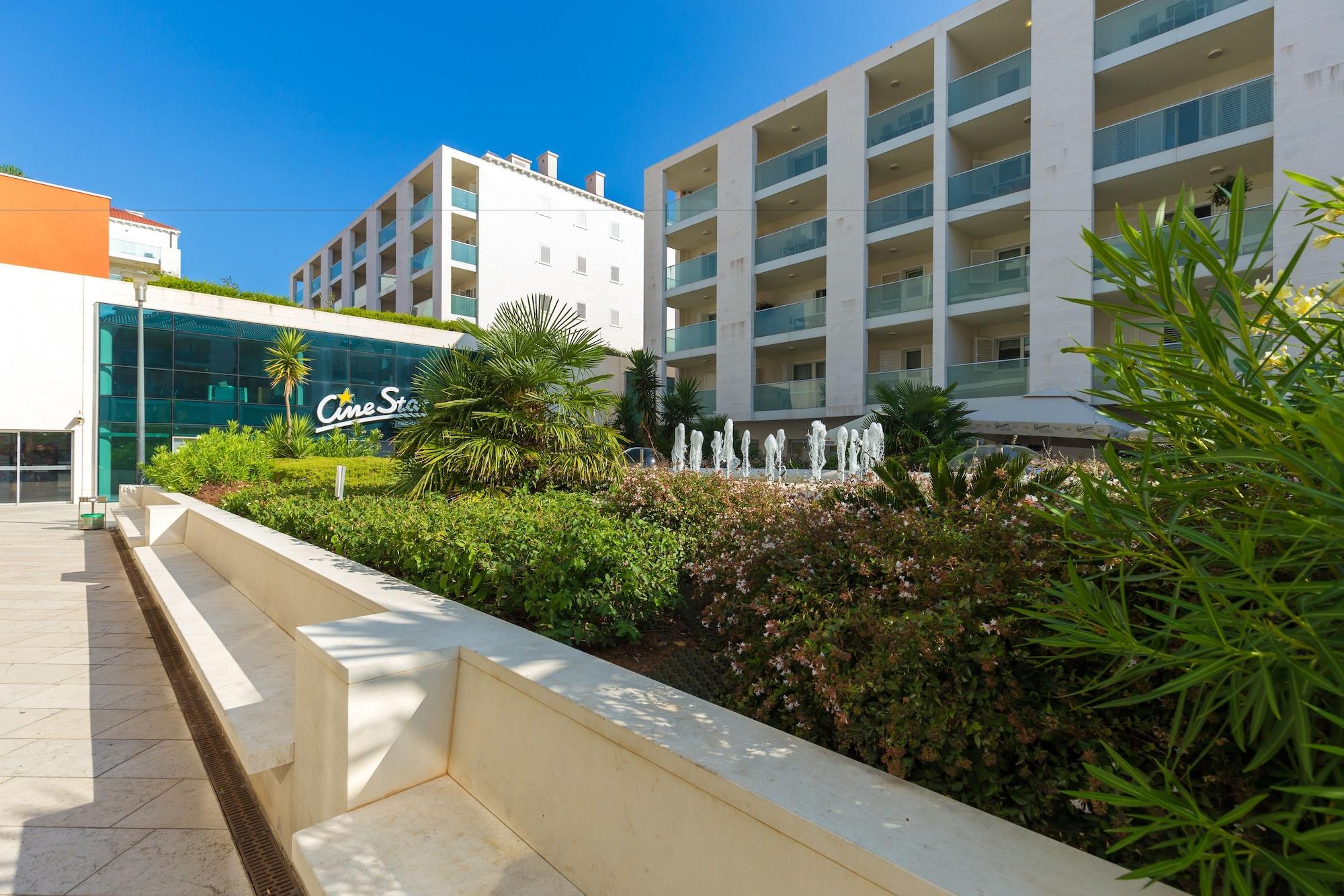 Vista Exterior Antonio Luxury Beach Suites