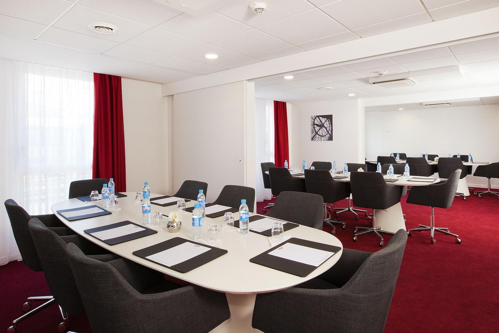 Sala de Reuniones Residhome Paris Rosa Parks