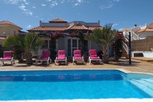 Alquiler Vacacional - VV Licensed Detached Villa Rochelle with Large Heated Pool, 4 bed, 2 bath