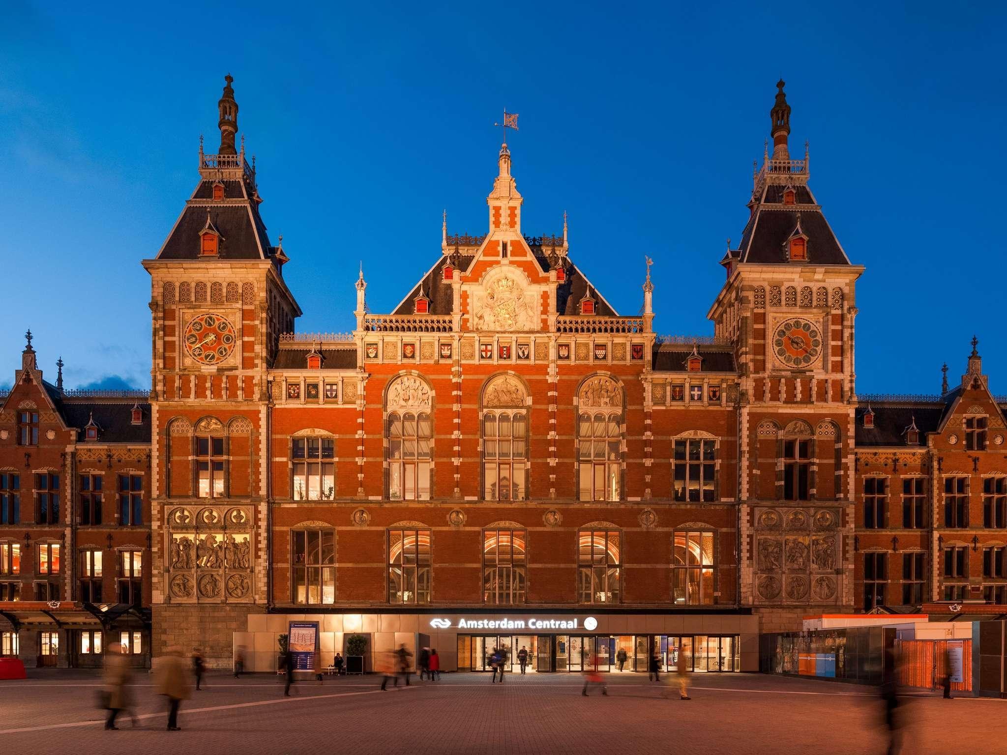 Vista Exterior ibis Amsterdam Centre