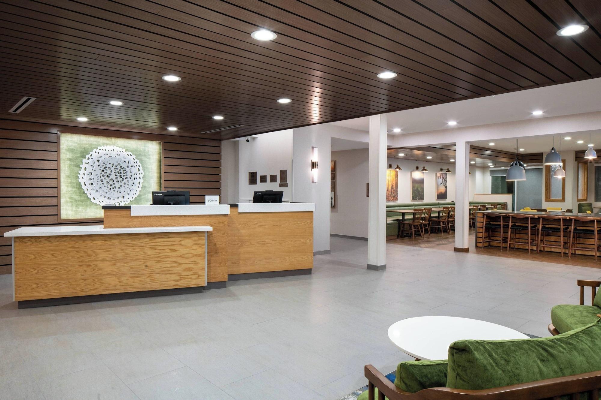 Vista Lobby Fairfield by Marriott Inn & Suites Pensacola Pine Forest