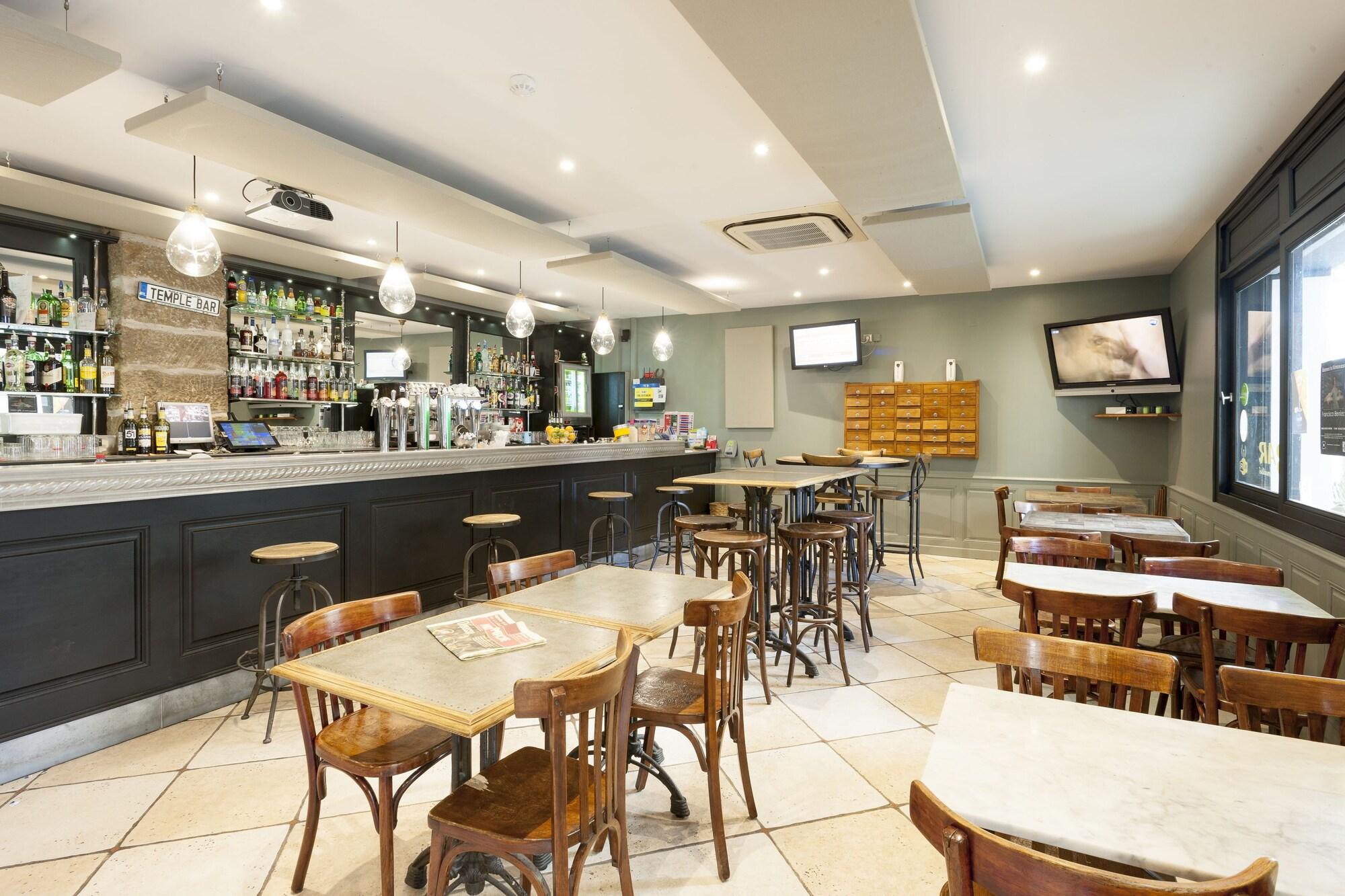 Bar/Salón Hotel restaurant des Maures