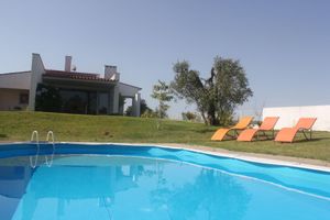 Renta temporal - Villa with privacity and near beaches. Private swimming pool and great garden
