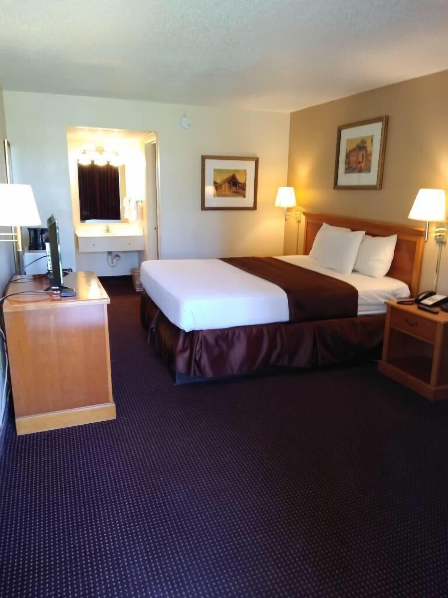 Habitación Knights Inn San Antonio near Frost Bank Center