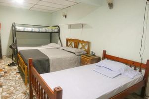 Alojamiento - Hostal Portobelo