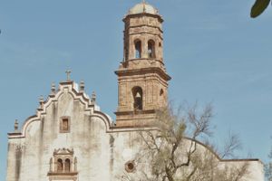 Actividad - Tzintzuntzan, Santa Fe de la Laguna y Pátzcuaro