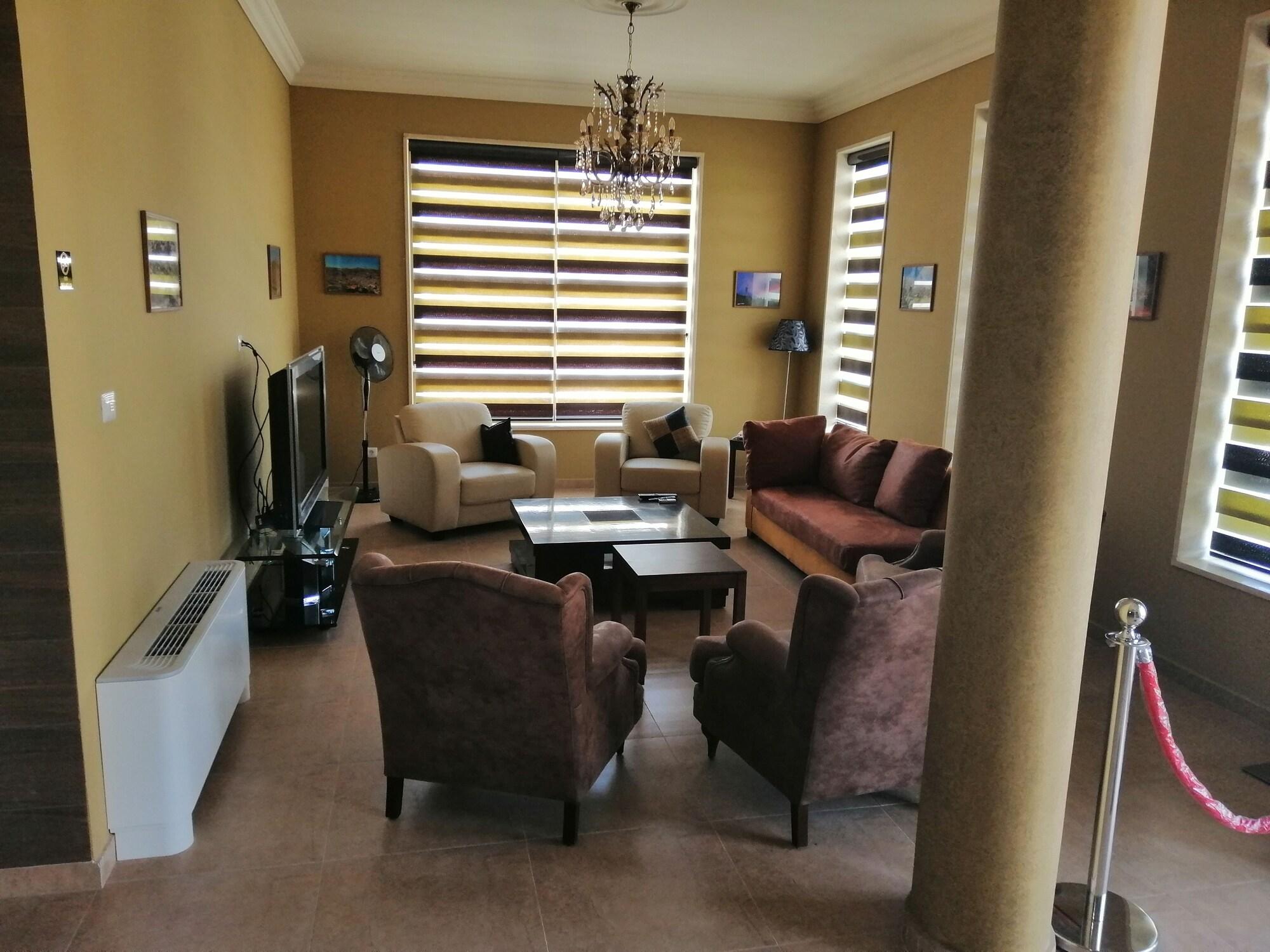 Vista Lobby Zahle Hills Hotel