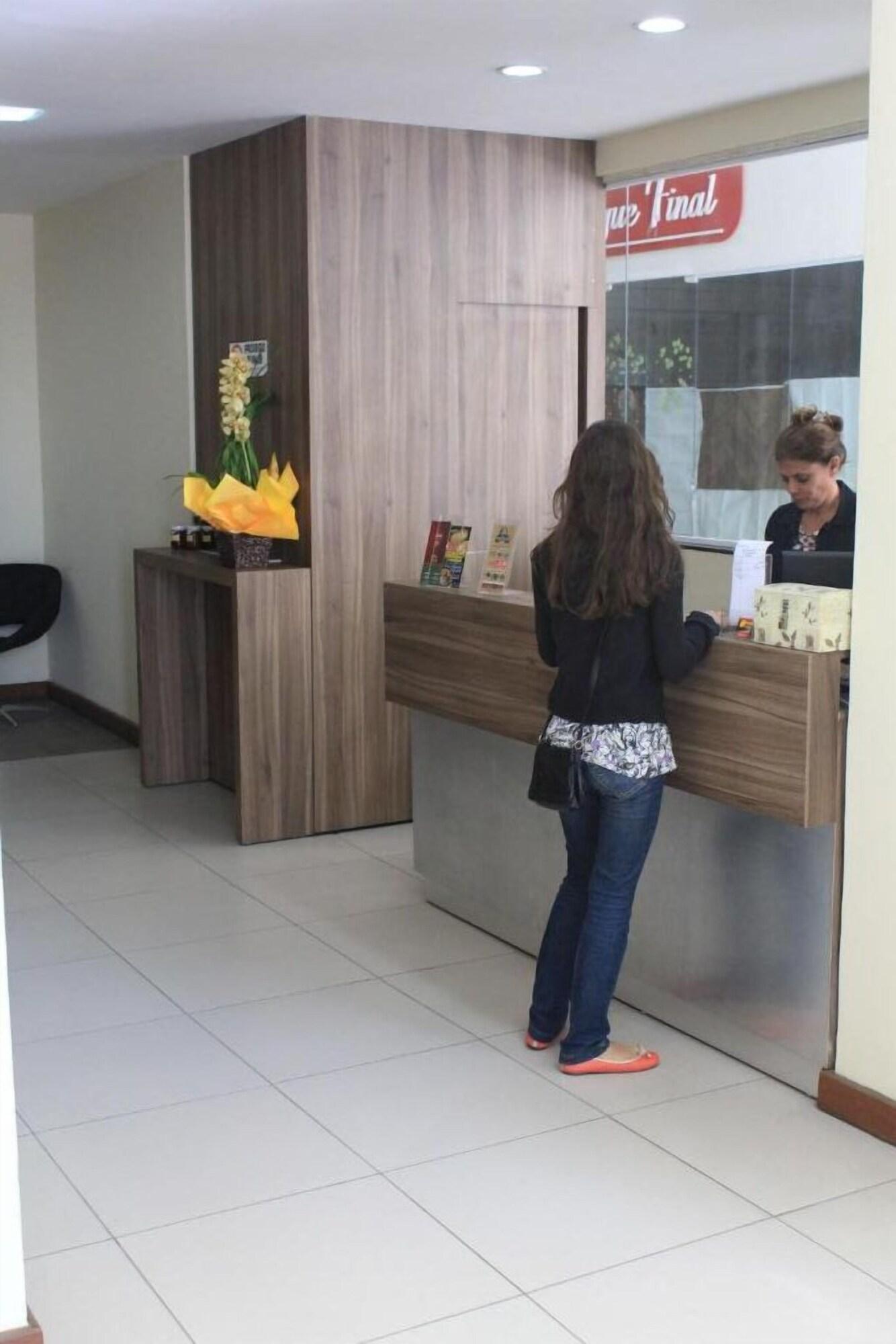 Vista Lobby Resende Inn