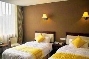 Alojamiento - Luzhou Qianye Hotel