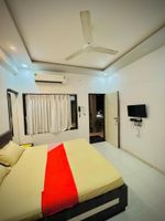 Alojamiento - Hotel Sai Navsari