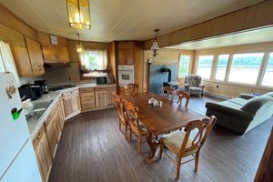 Alquiler Vacacional - Direct Lakefront Cabin with 3 bedrooms! Serene Getaway!