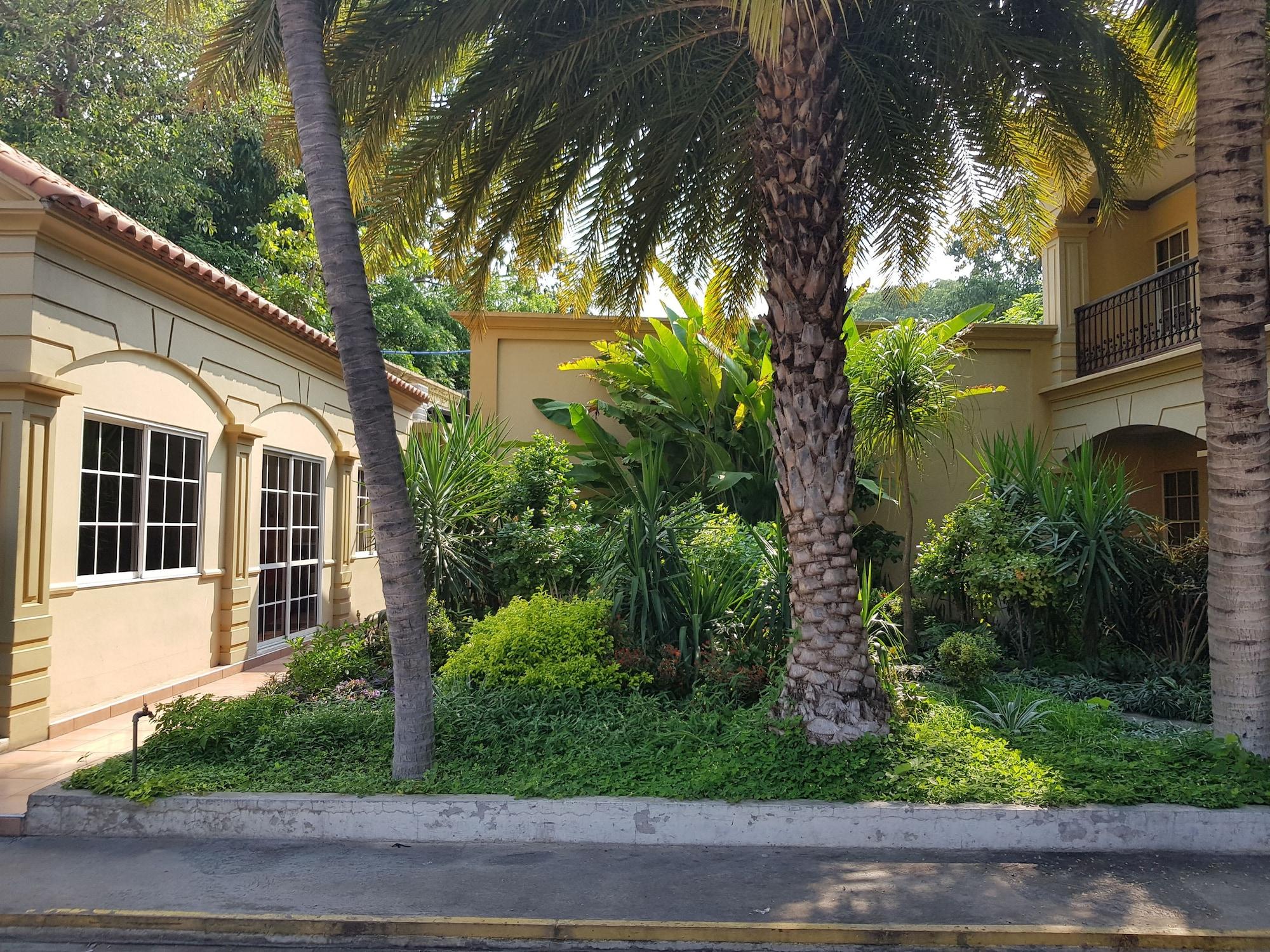 Vista Exterior Hotel Florencia San Miguel