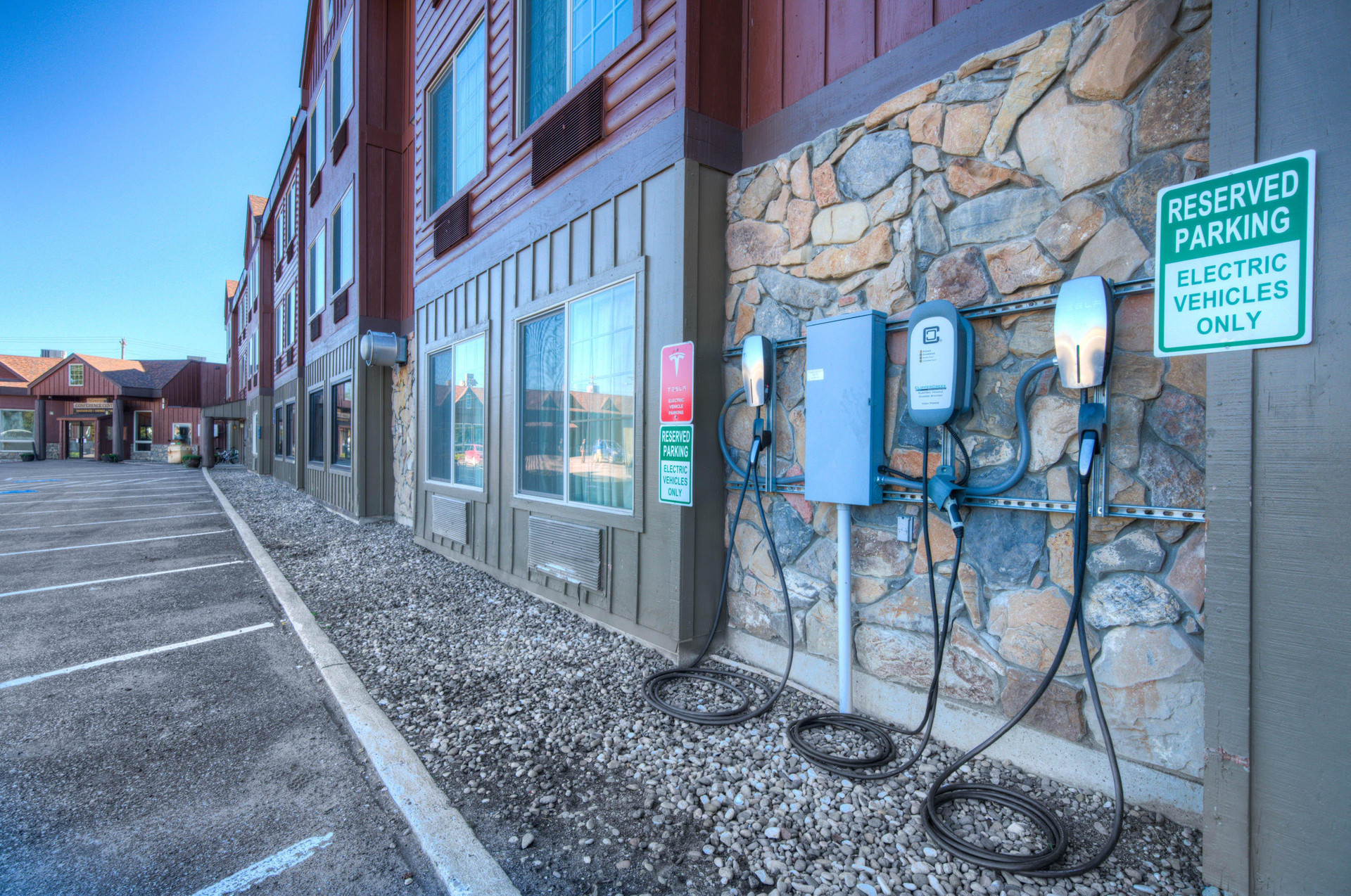 Vista Lobby Holiday Inn West Yellowstone by IHG.