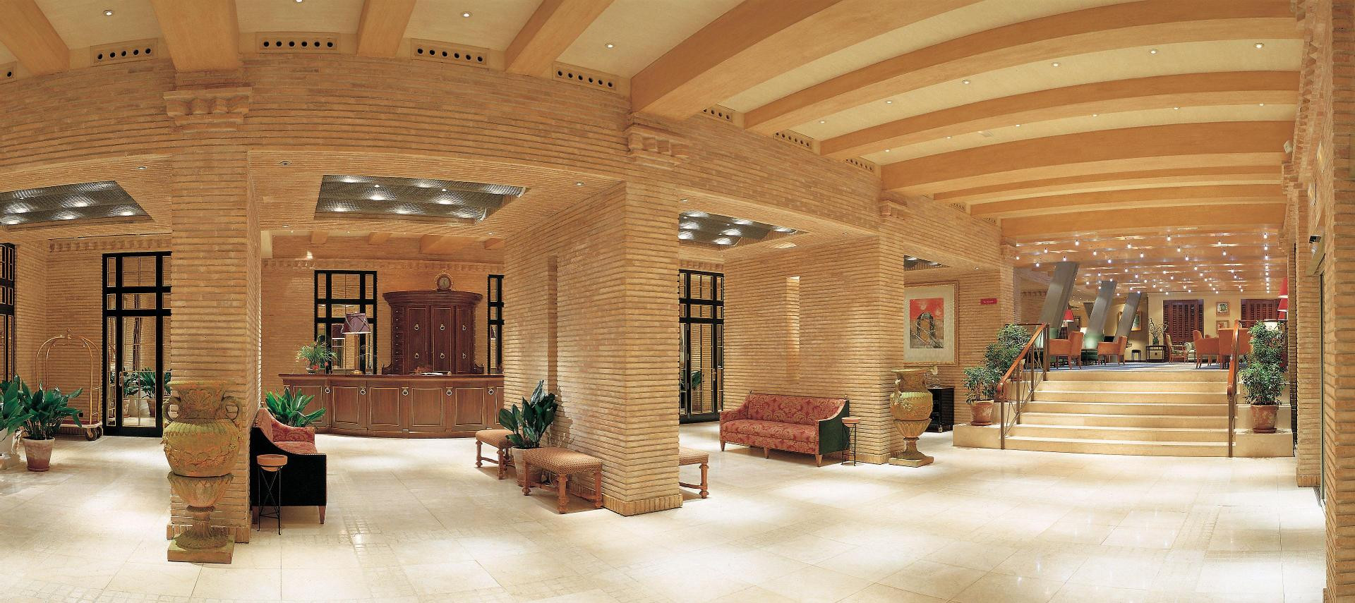 Vista Lobby Hotel Palafox