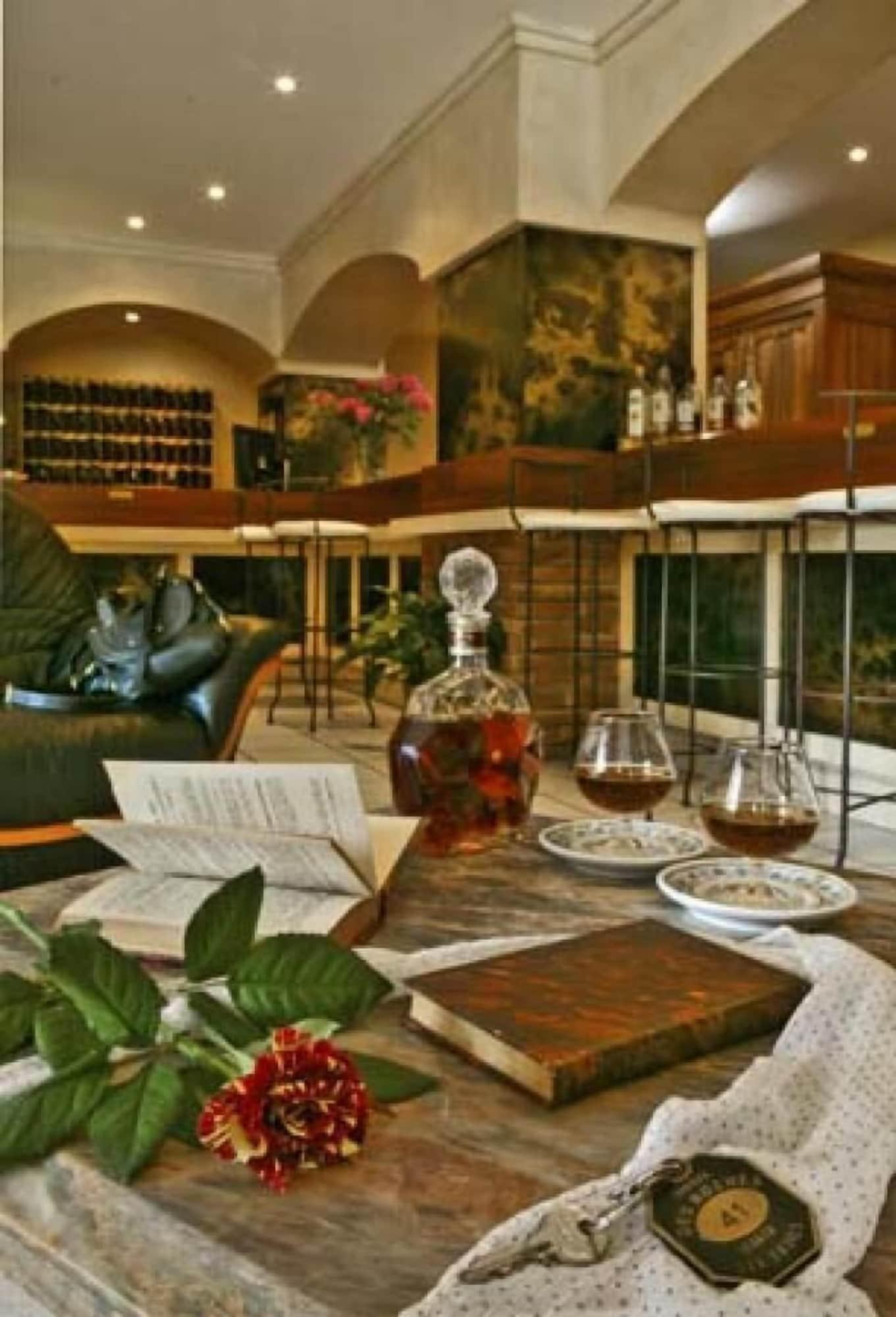 Bar/Salón Hôtel des Roches