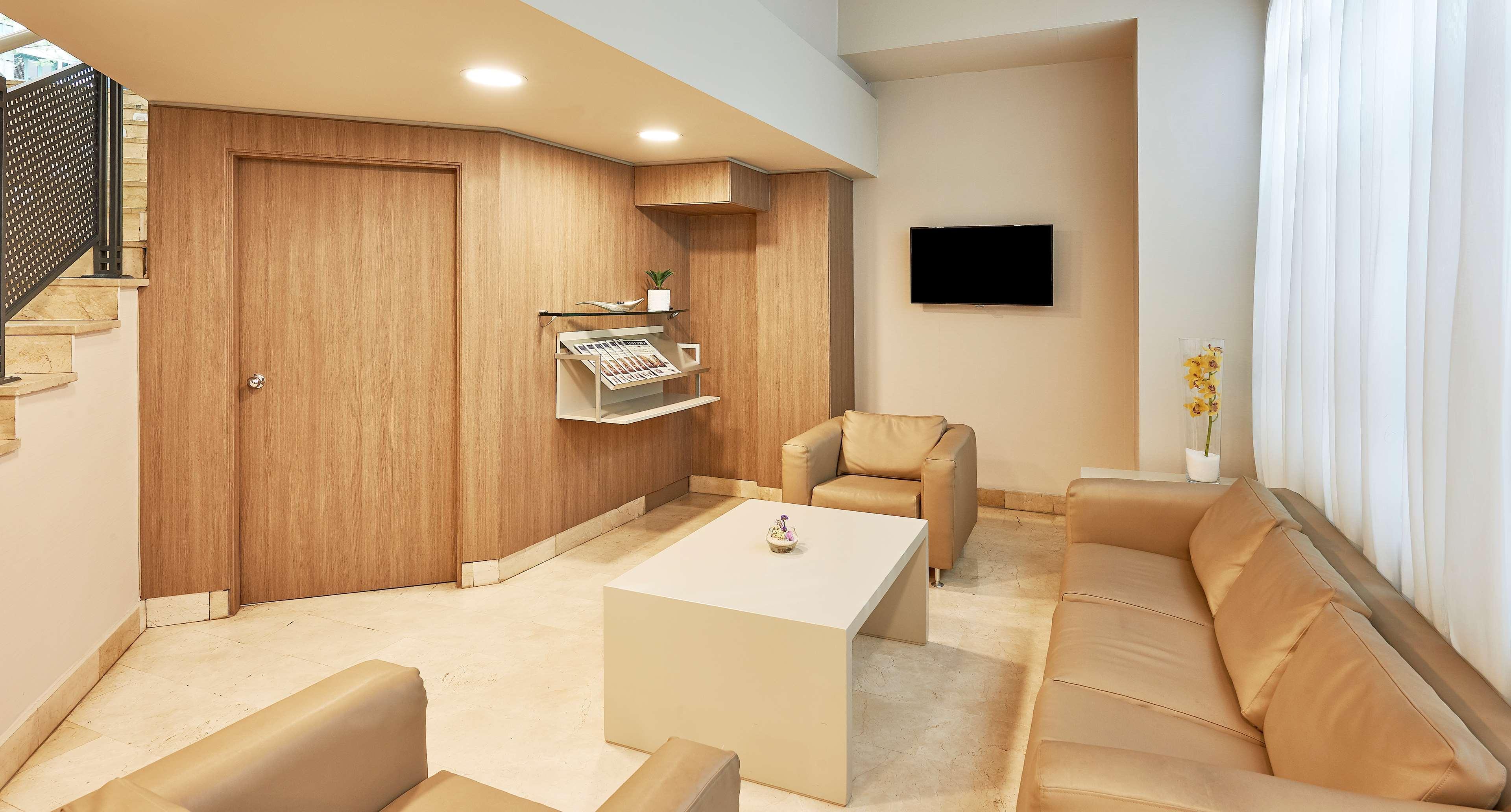 Vista Lobby NH Valencia Las Ciencias Hotel